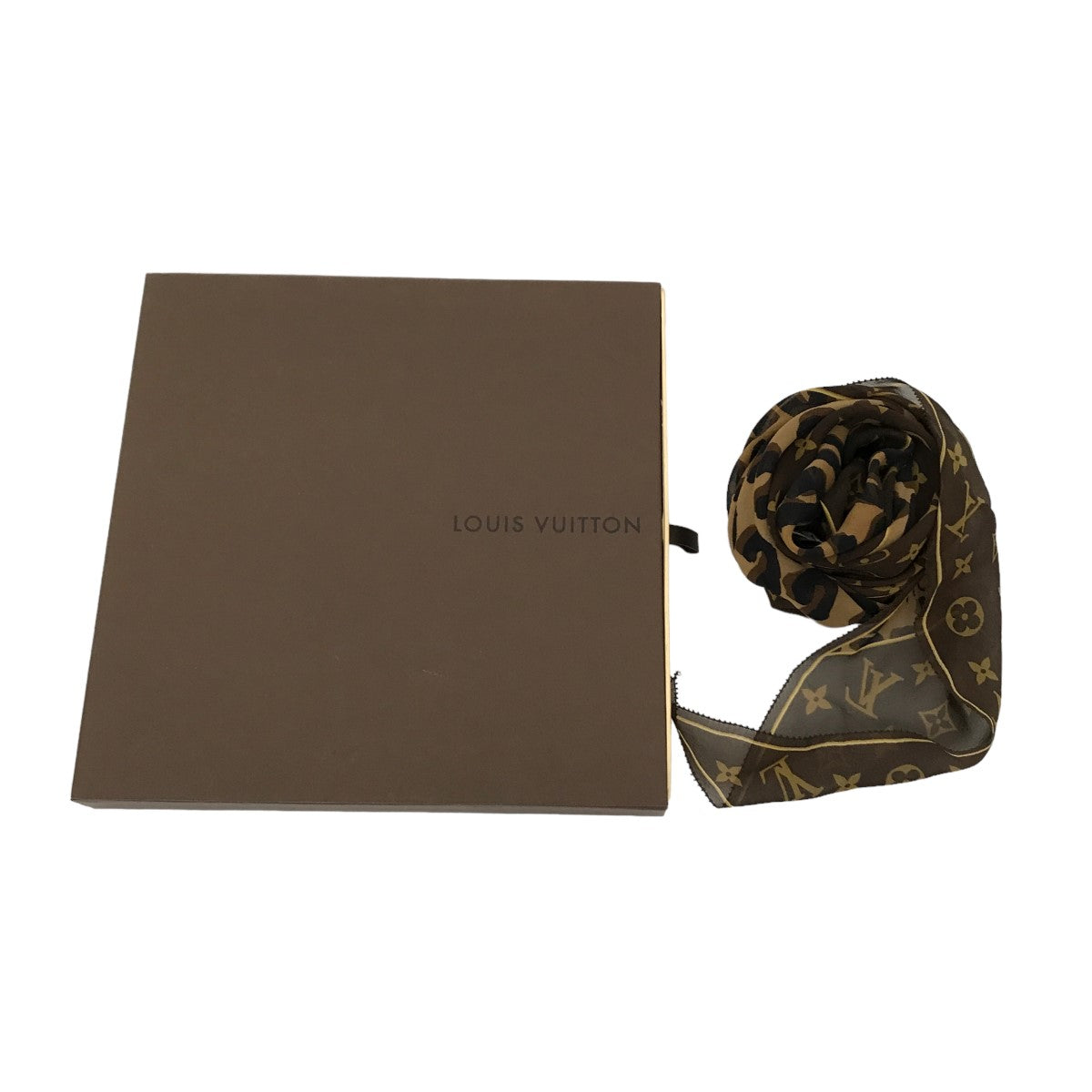 LOUIS VUITTON(ルイヴィトン) エシャルプ モノグラム レオパード シルクスカーフ M72123 M72123 ブラウン｜【公式】カインドオルオンライン  ブランド古着・中古通販【kindal】