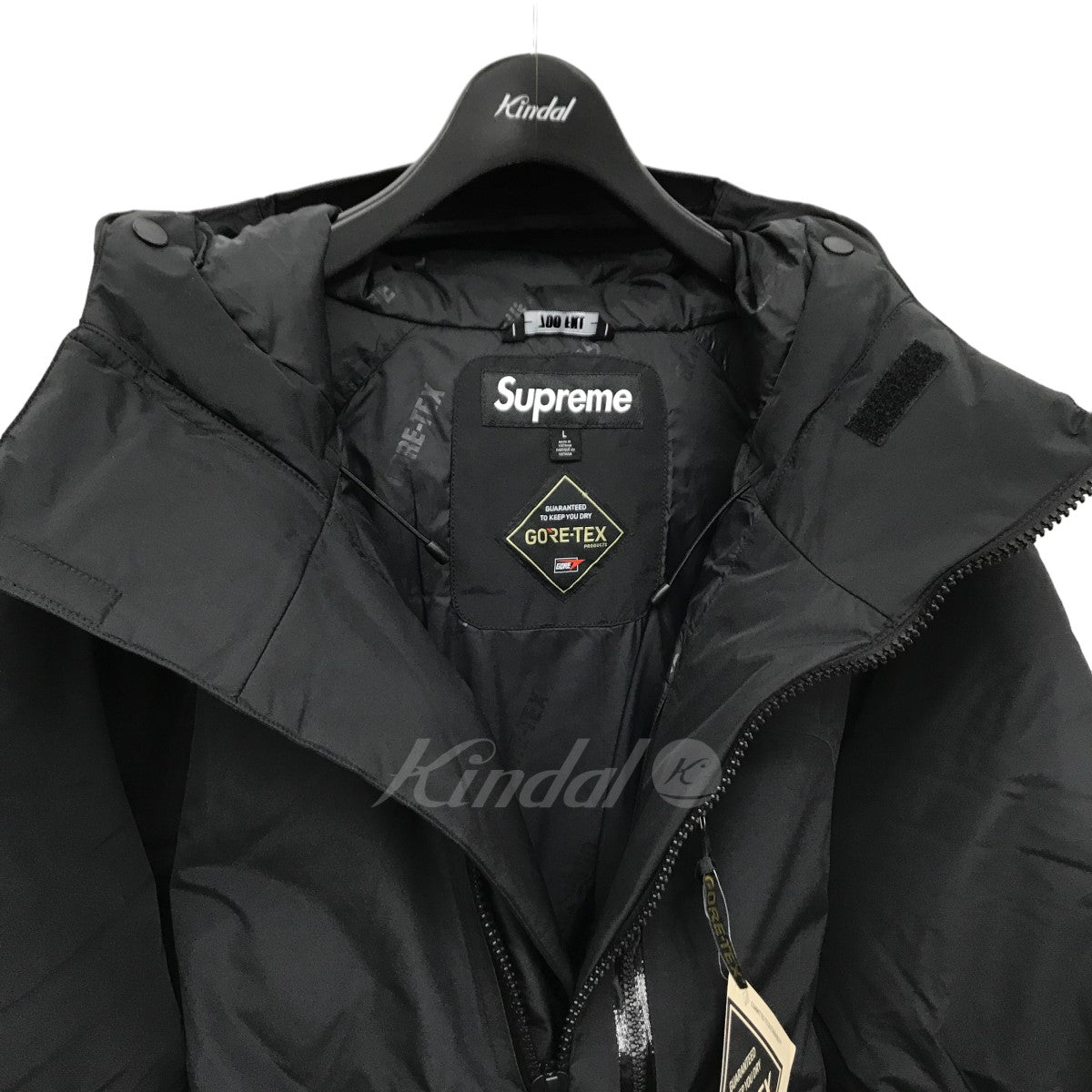 SUPREME 古着・中古 シュプリームの23AW GORE-TEX 700-Fill Down Parka ダウンジャケットです。