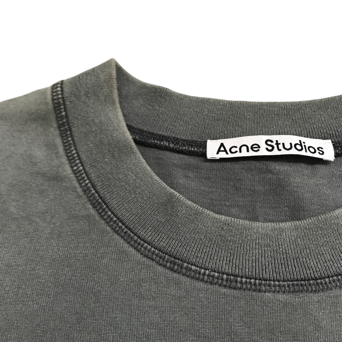 ACNE STUDIOS(アクネストゥディオズ) ロゴプリント クルーネック
