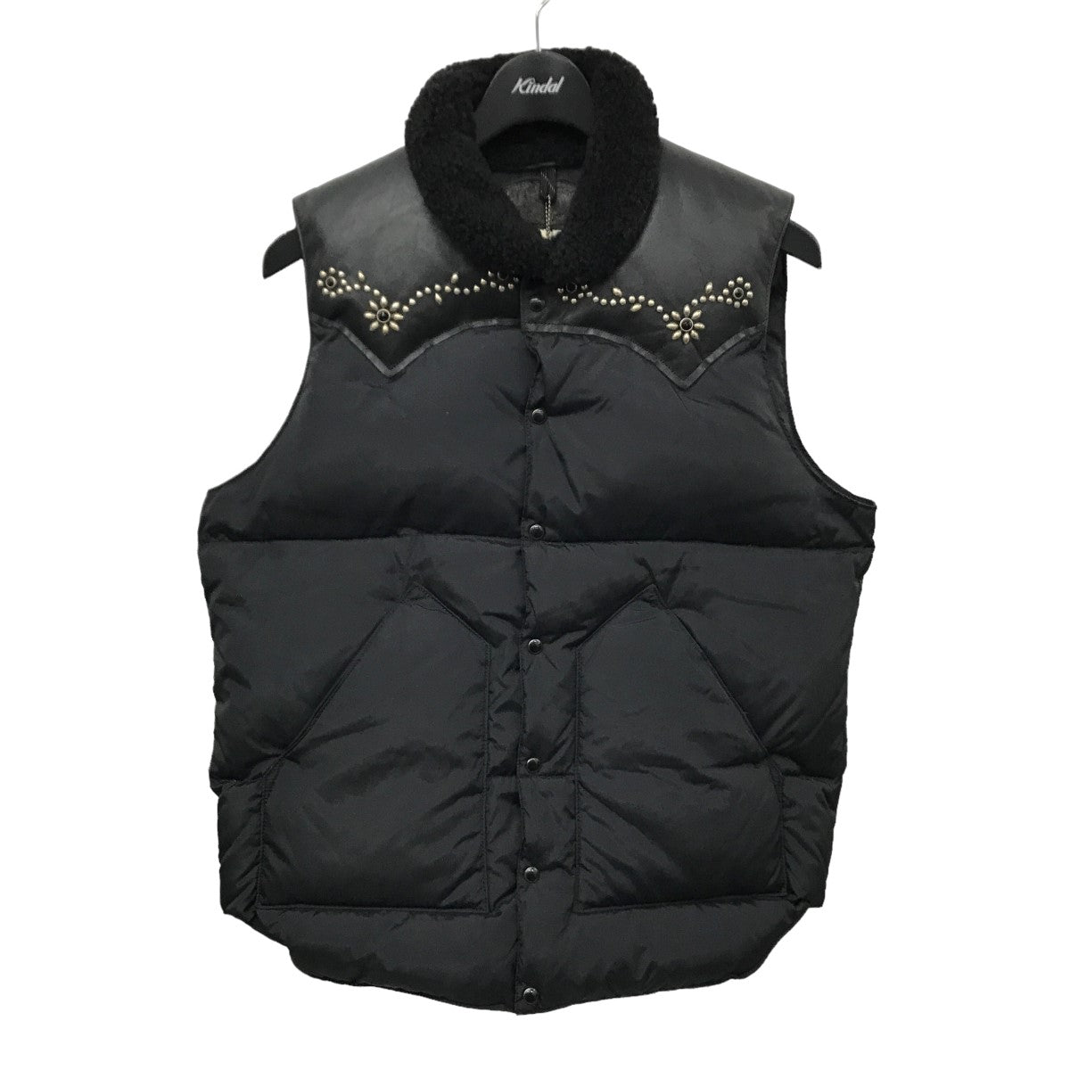 RockyMountainFeatherBed×HTC CHRISTY VEST スタッズダウンベスト 450-502-88 450-502-88  ブラック サイズ 38｜【公式】カインドオルオンライン ブランド古着・中古通販【kindal】