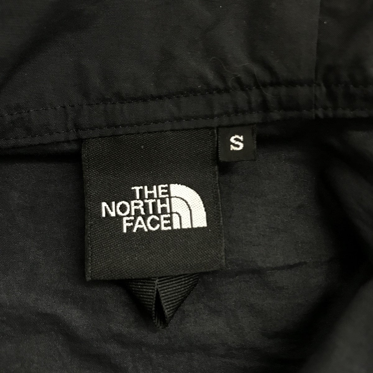 THE NORTH FACE ブラック フード付き Mサイズ　NP21735 THE NORTH FACE(ザノースフェイス) COMPACT ANORAK アノラック
