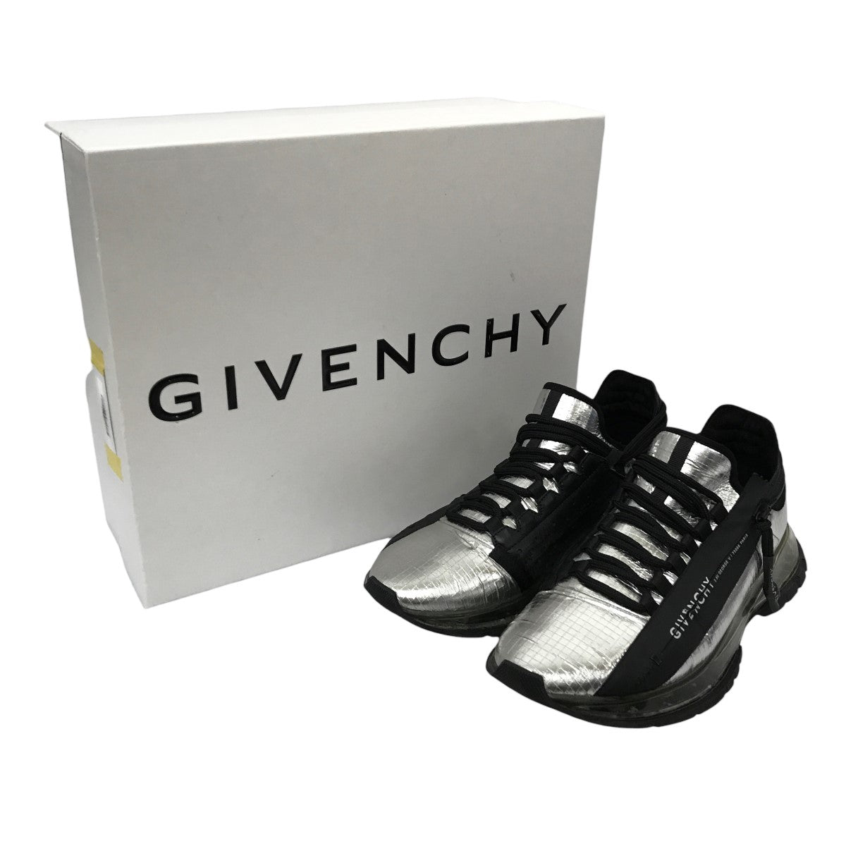 GIVENCHY(ジバンシィ) SPECTRE RUNNER ZIP スニーカー BH003MH0TS BH003MH0TS シルバー×ブラック サイズ  42｜【公式】カインドオルオンライン ブランド古着・中古通販【kindal】