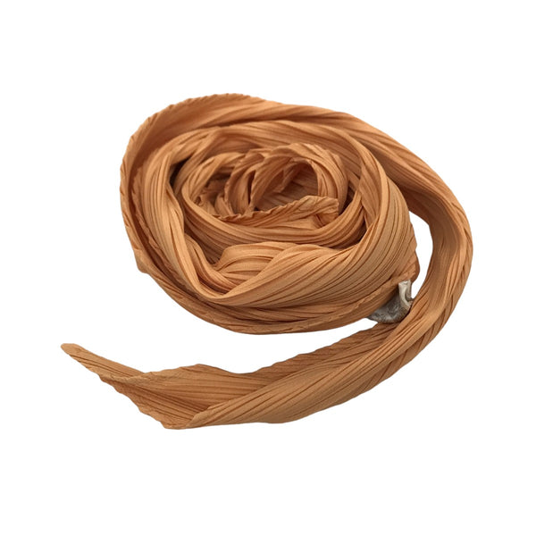 プリーツプリーズ　スカーフ BASIC SCARF – isseymiyake.com