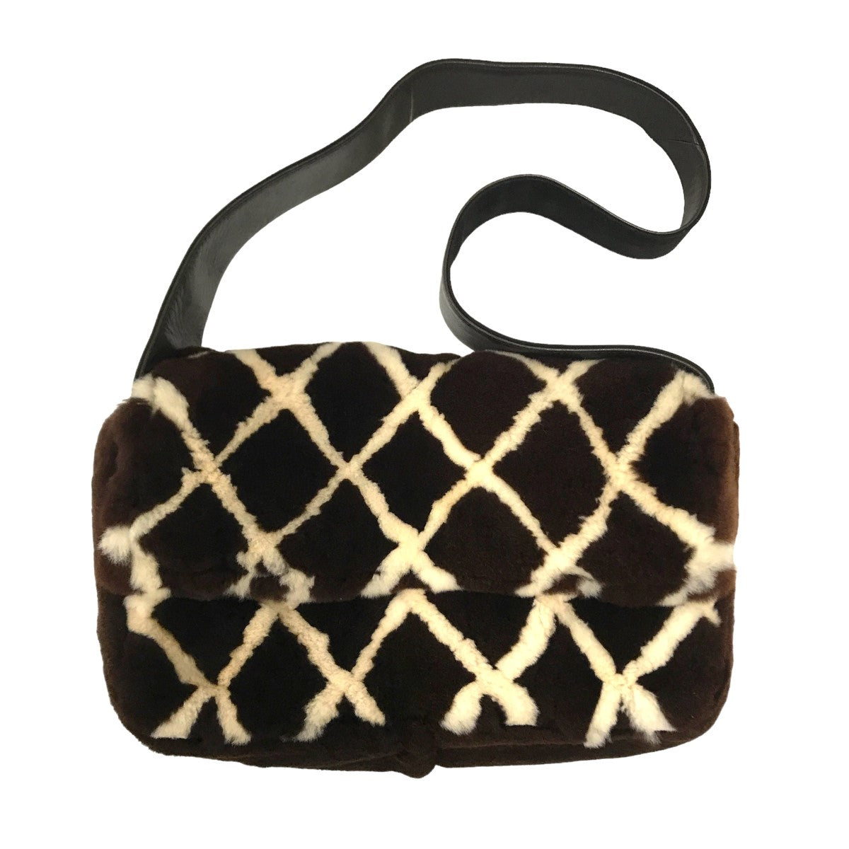 CHANEL フラップ ファーショルダーバッグ の古着・中古アイテム