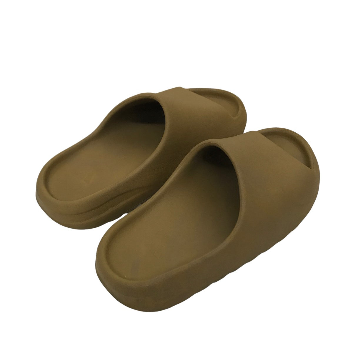 YEEZY SLIDE サンダル