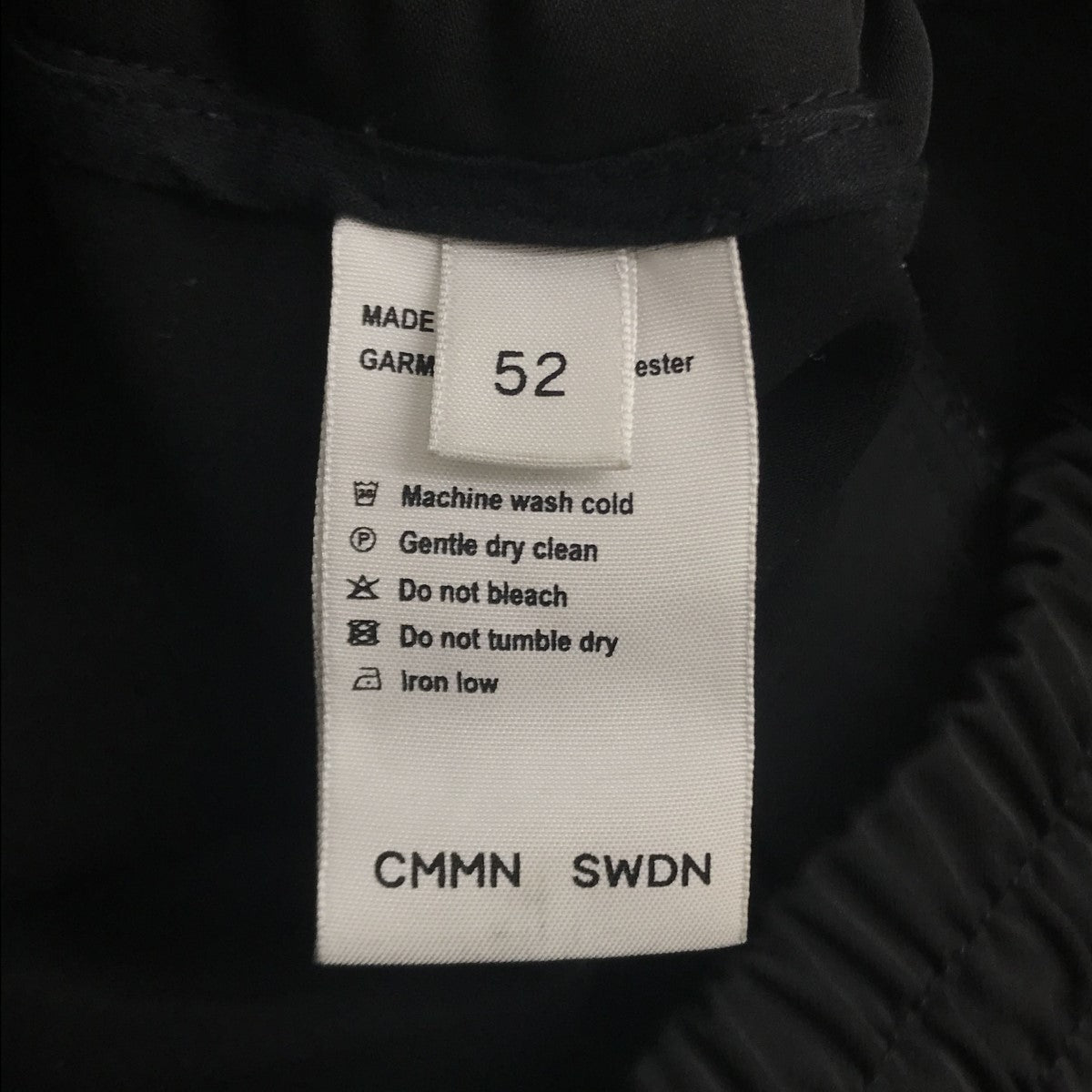 CMMN SWDN(コモン スウェーデン) トラックパンツ ブラック