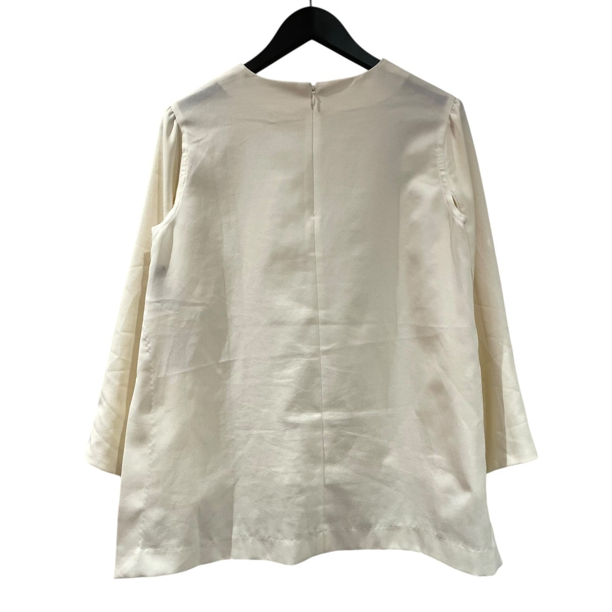 【美品】SATOKA サトカ Calla ケープブラウス ホワイト 未使用 SATOKA(サトカ) stk01-01 Calla White ケープブラウスブラウス