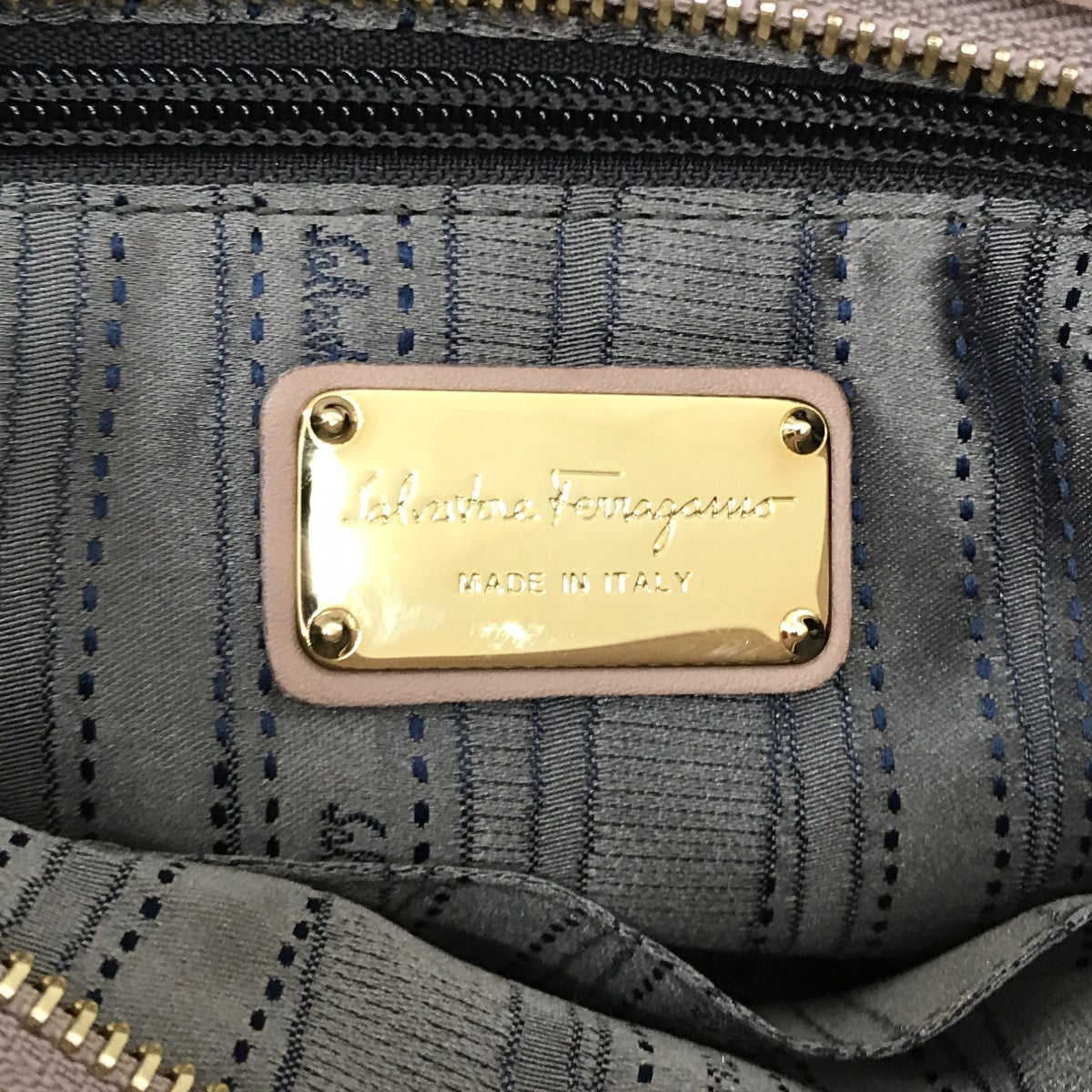 Salvatore Ferragamo 2WAYハンドバッグBW-21 A896 古着・中古-5枚目のアイテム画像