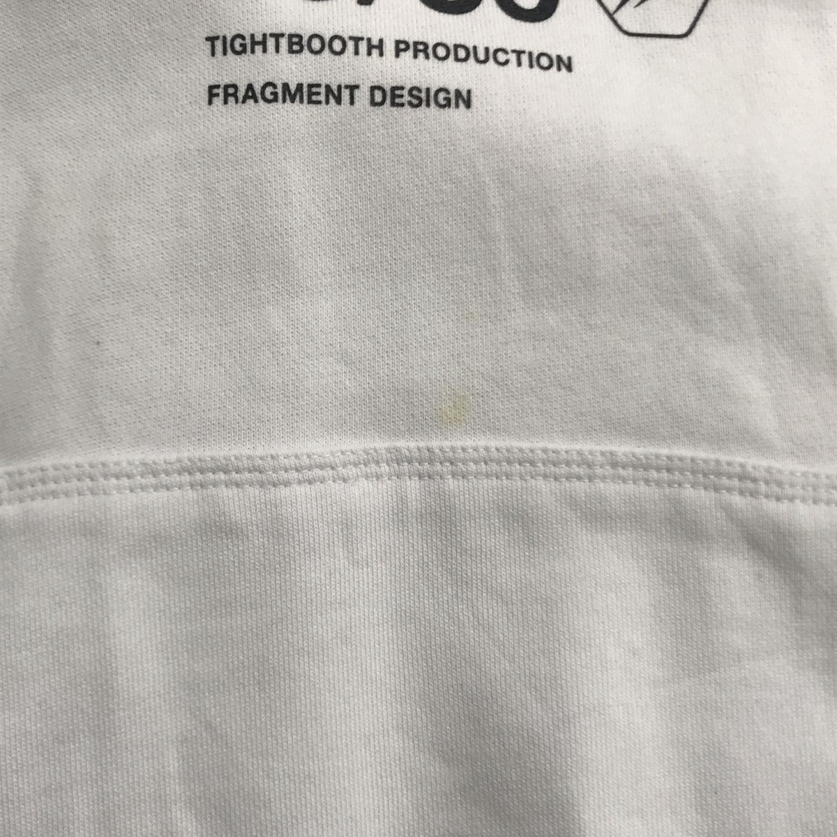 TIGHTBOOTH PRODUCTION×FRAGMENT DESIGN プルオーバーパーカー
