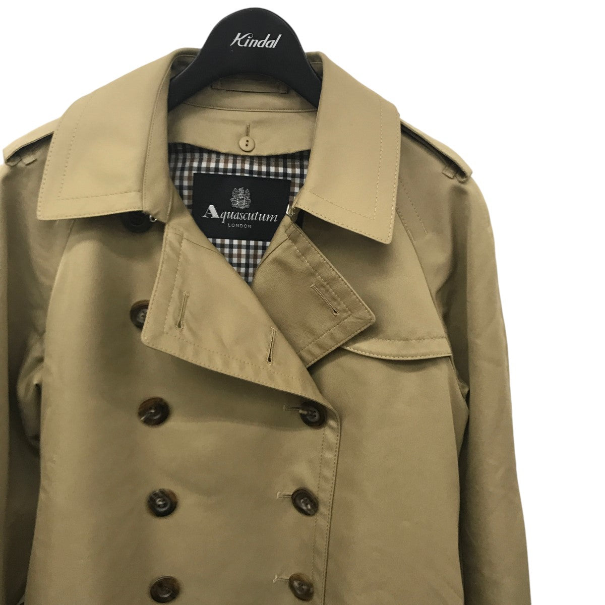 アクアスキュータムのトレンチコート 5006450001-83です。 Aquascutum 古着・中古 アウター アイテム