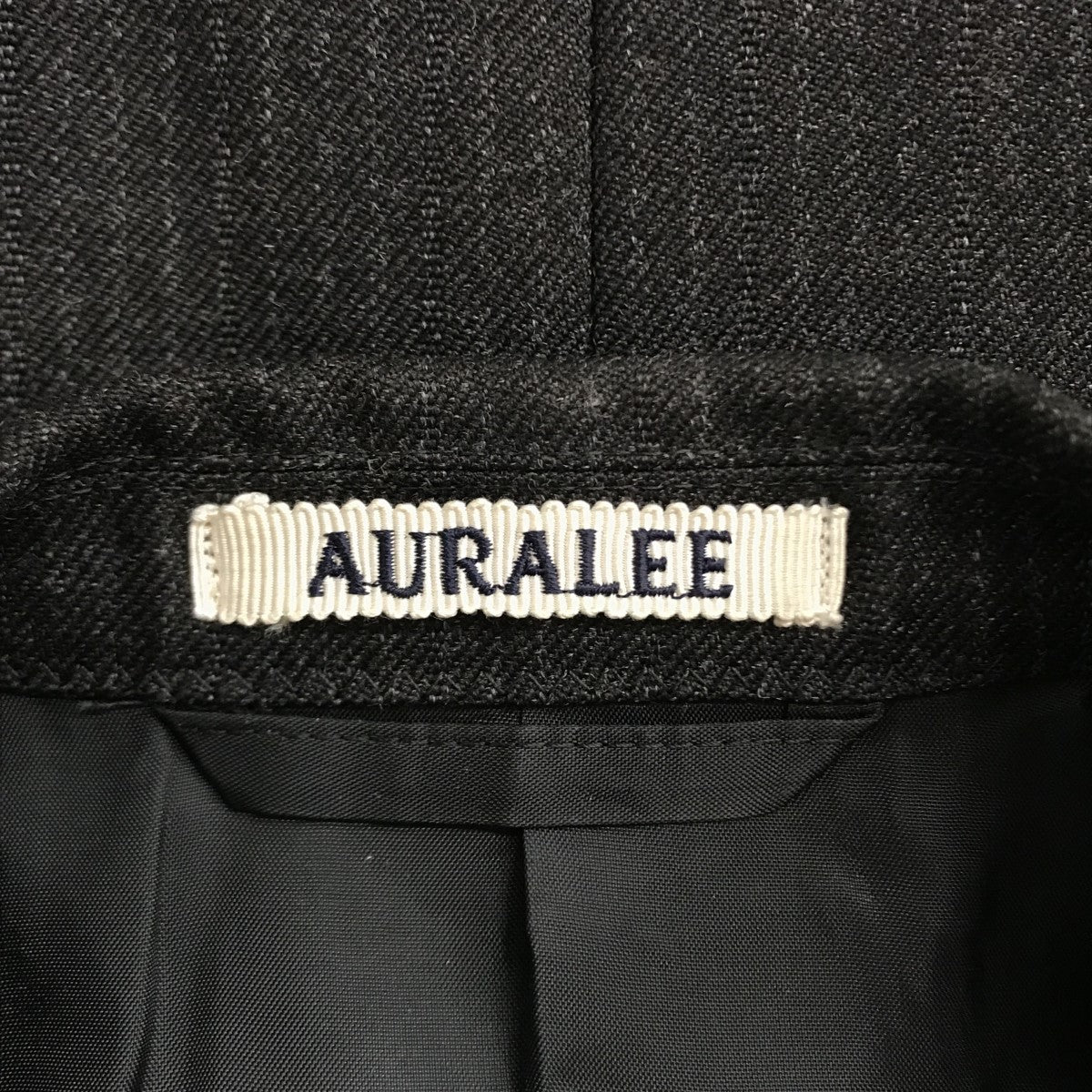 オーラリーのBLUEFACED WOOL DOBBY STRIPE JK ストライプ テーラードジャケット A22AJ01BSです。 AURALEE 古着・中古 アウター アイテム