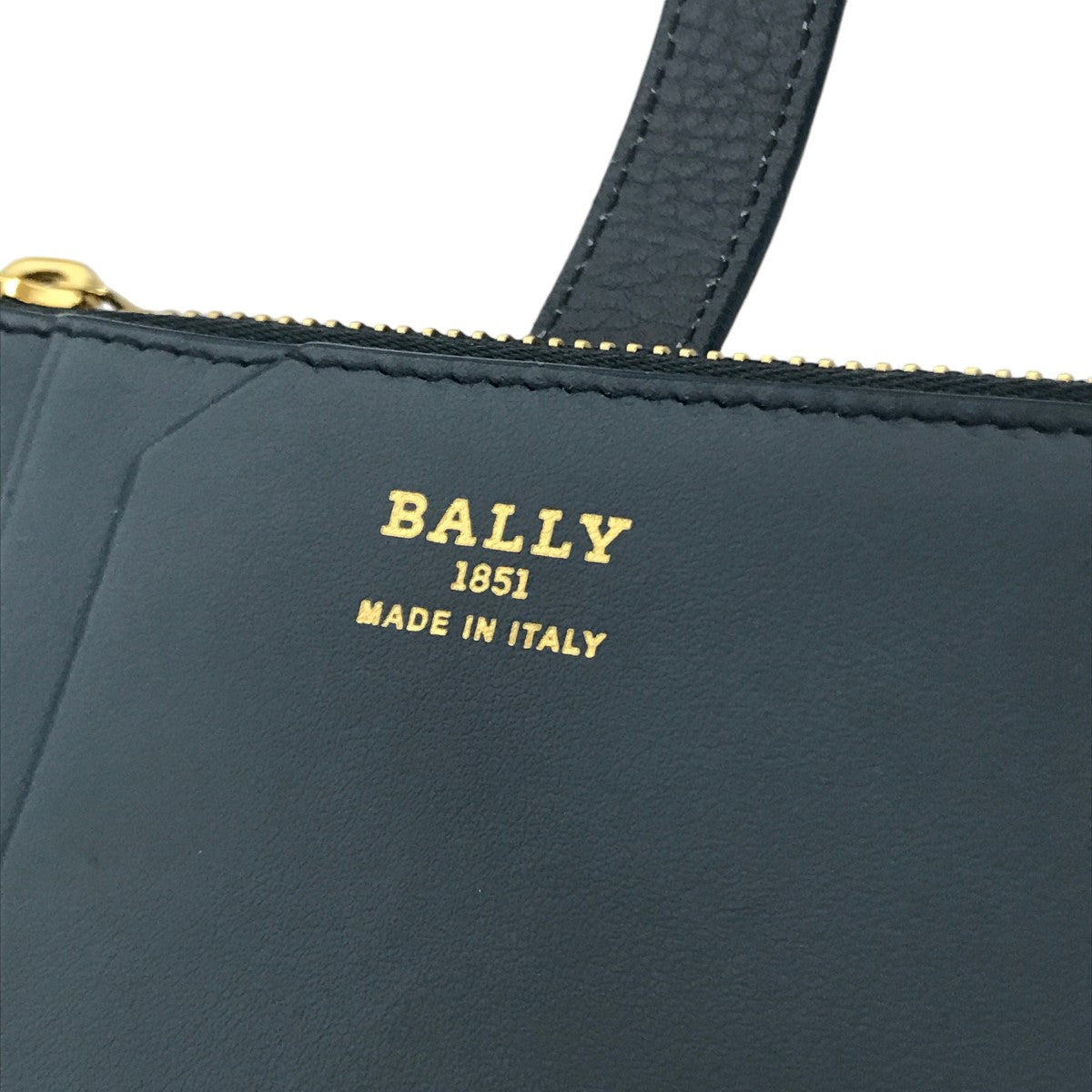 バリーの2つ折り財布 ASSEN W．T／27です。 BALLY 古着・中古 財布・小物 アイテム