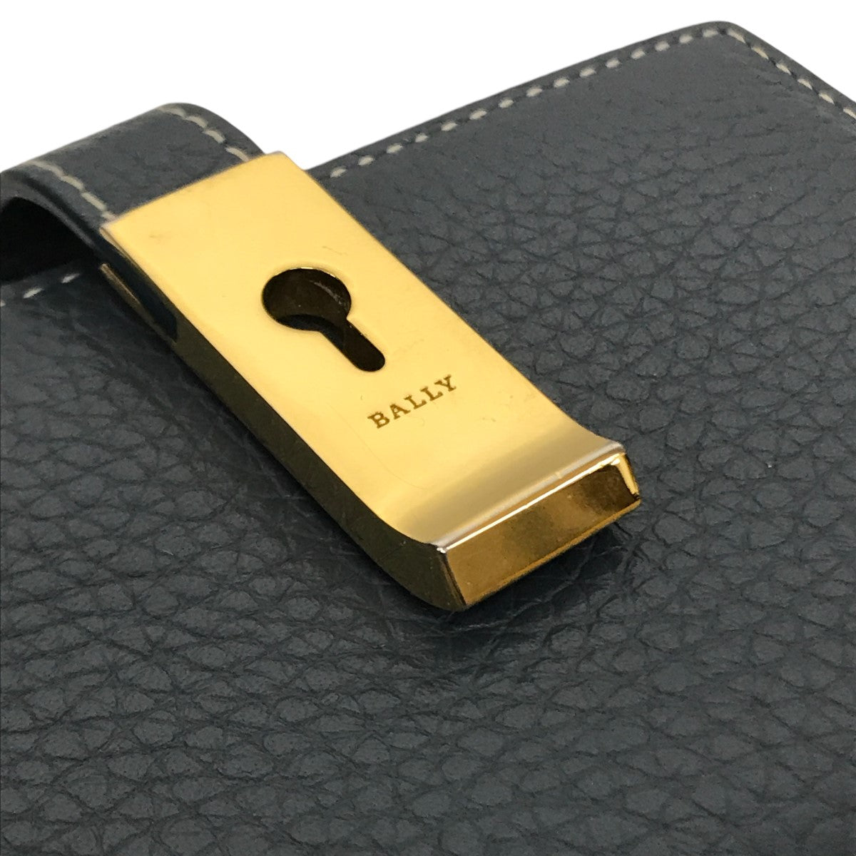 バリーの2つ折り財布 ASSEN W．T／27です。 BALLY 古着・中古 財布・小物 アイテム