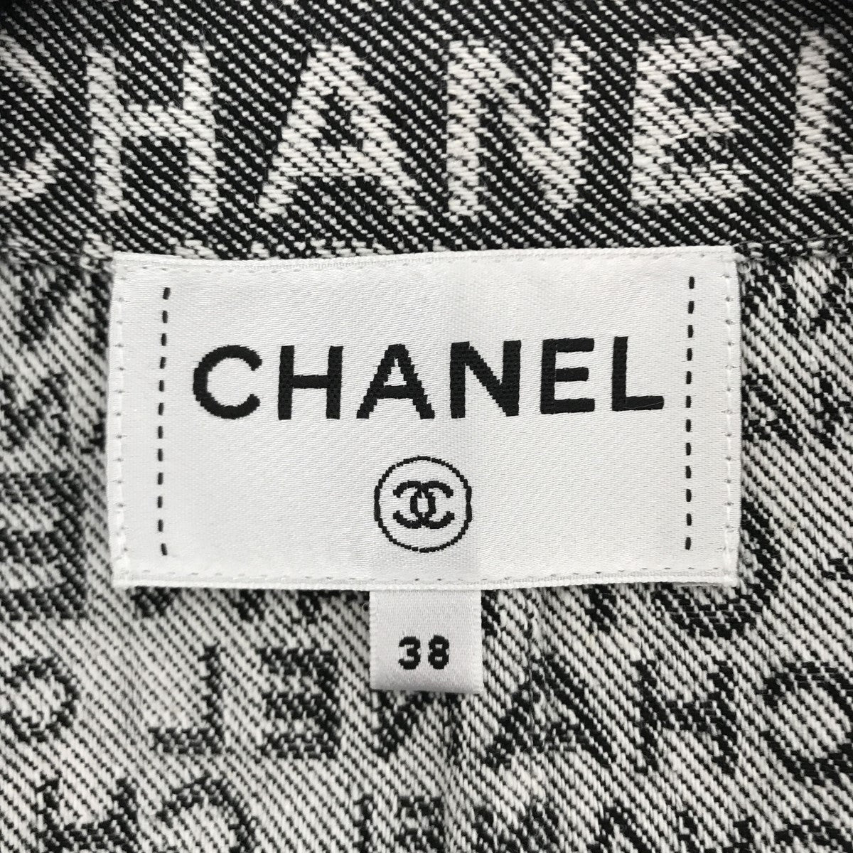 CHANEL(シャネル) ツイード ロゴ総柄ベストP76261V68127