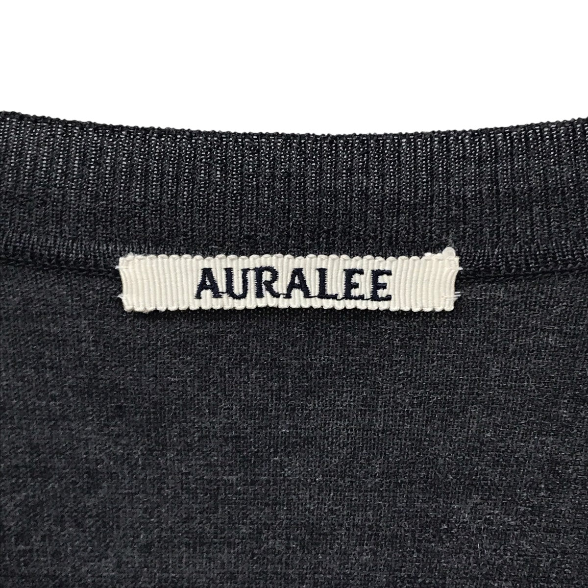 AURALEE(オーラリー) SUPER HIGH GAUGE WOOL KNIT V-NECK P O