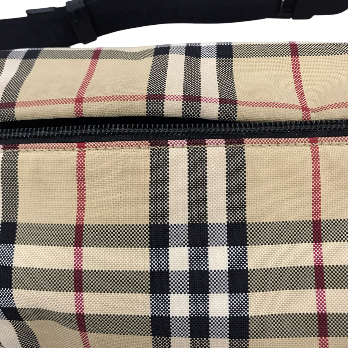 BURBERRY チェック柄 ボディバッグ　バーバリー BURBERRY(バーバリー) チェックボディーバッグ8084114 8084114