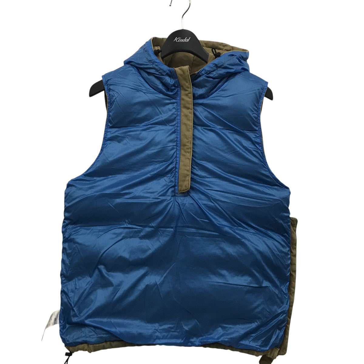 ハーフジップ ステンシルプリントダウンベスト