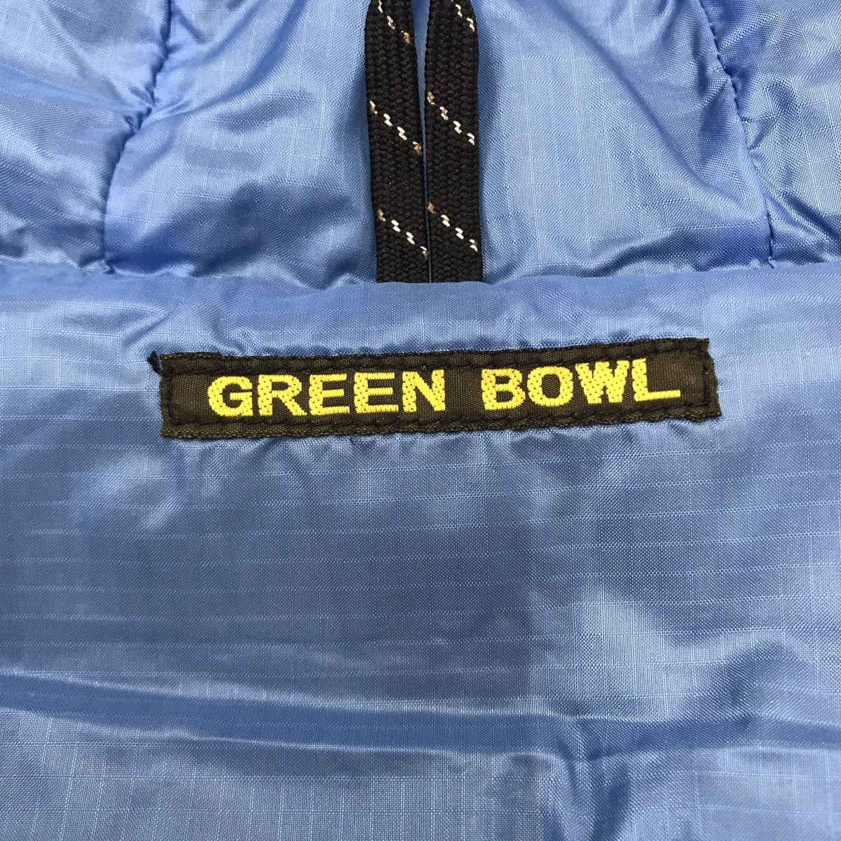 ハーフジップ ステンシルプリントダウンベスト