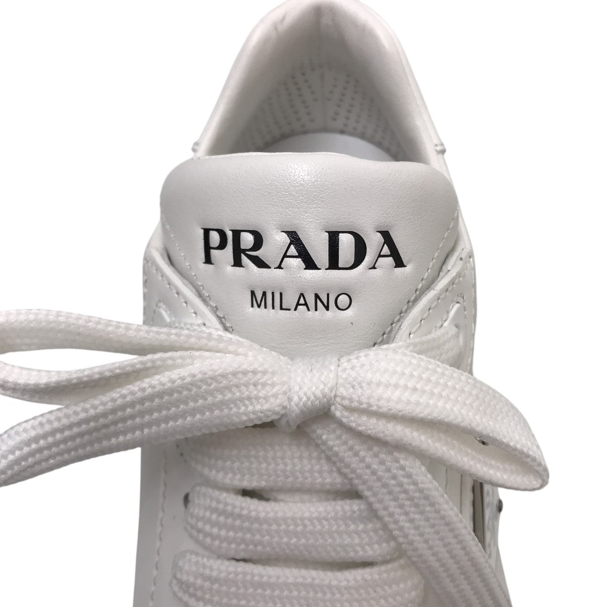 PRADA プラダ　ホワイトレザー スニーカー 24.5 25.0 38.5 プラダ PRADA メンズ靴 スニーカー レザーローカット ホワイト系