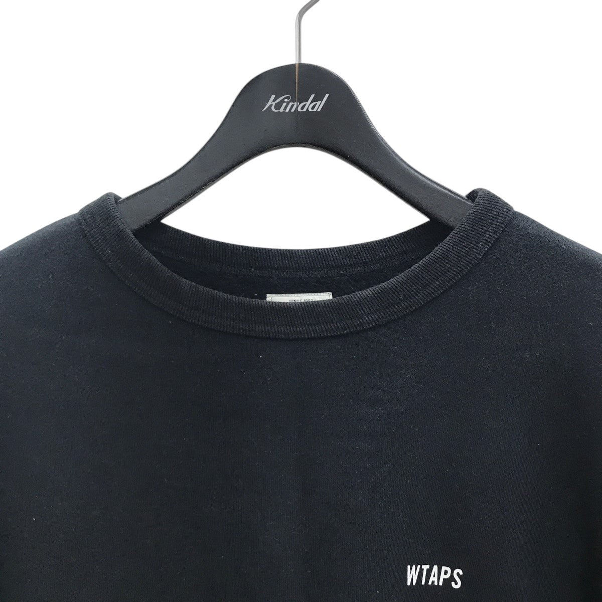WTAPS ブラック 長袖トレーナー WTAPS（ダブルタップス） サークルロゴプリント 長袖スウェット