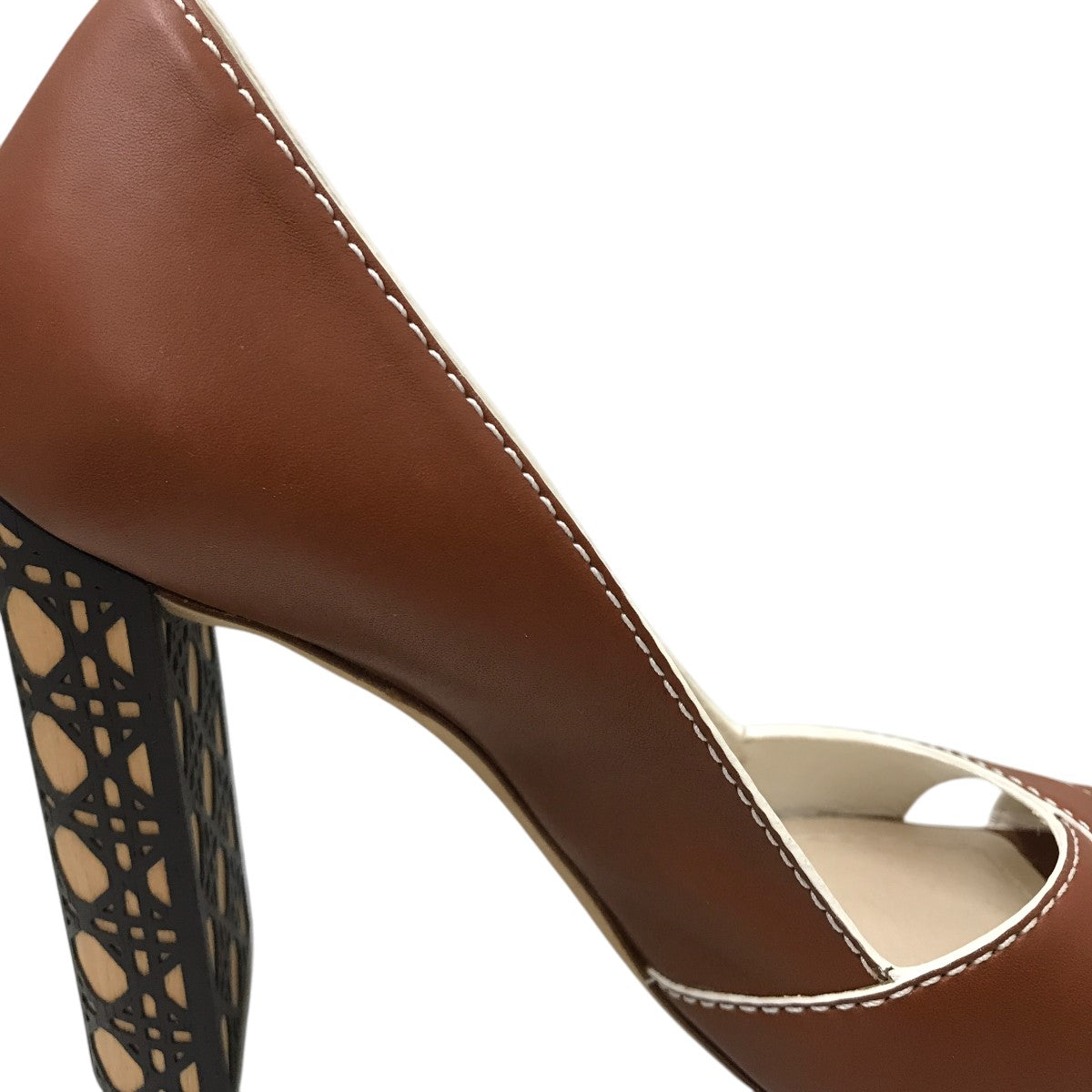 Christian Dior クリスチャンディオール ブラウン パンプス Christian Dior(クリスチャンディオール) ヒールパンプス