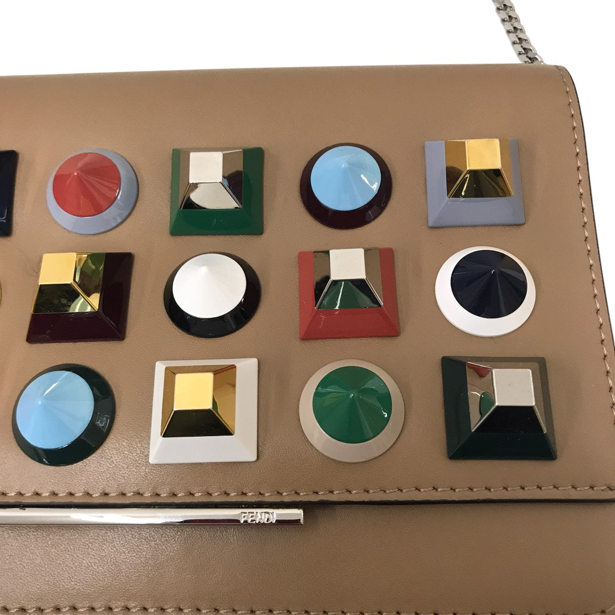 FENDI マルチスタッズ チェーンウォレット 古着・中古-5枚目のアイテム画像