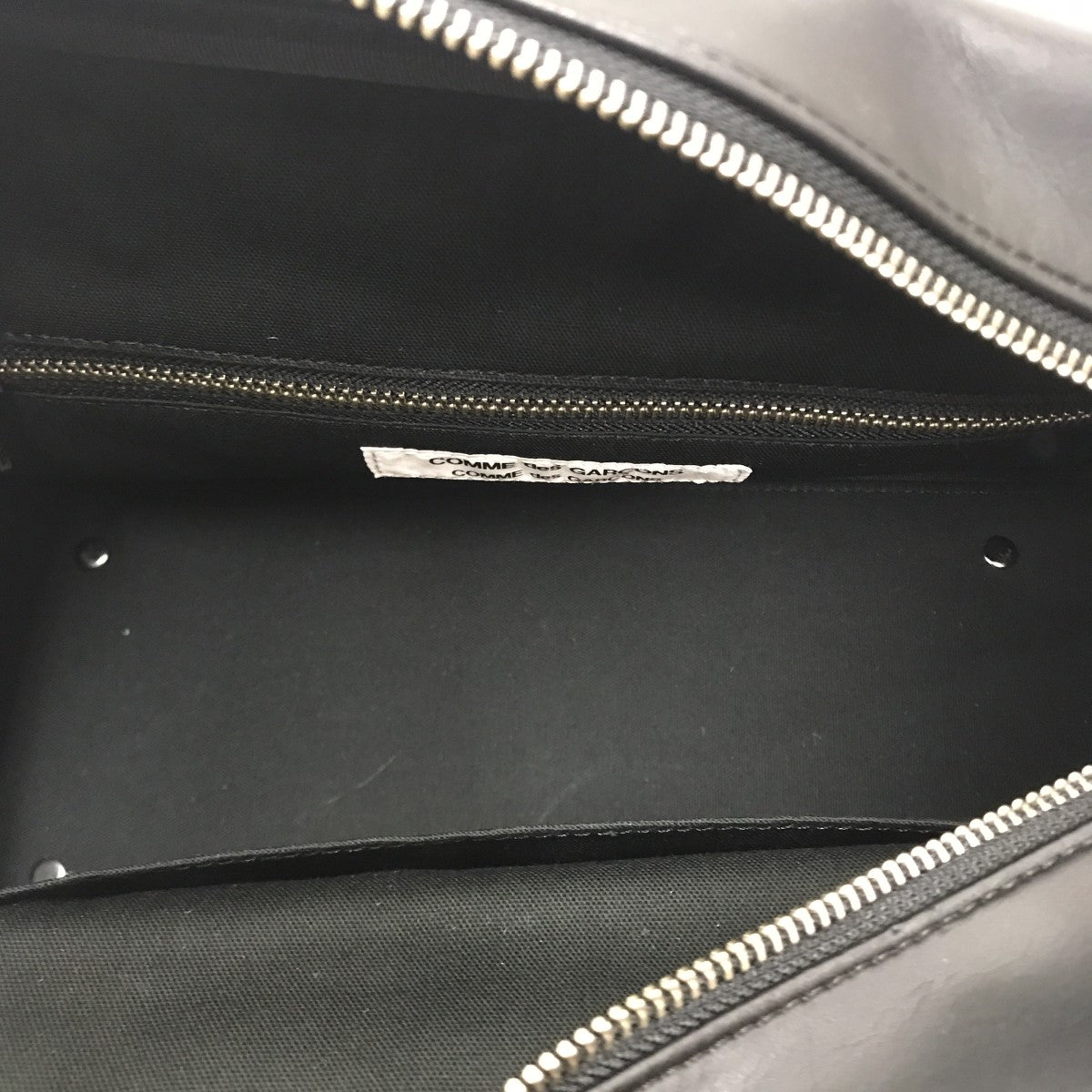 s2様　コムデギャルソン　ボストンバッグ　レザー　ロゴe21 s2様 コムデギャルソン ボストンバッグ レザー ロゴe21 - メルカリ