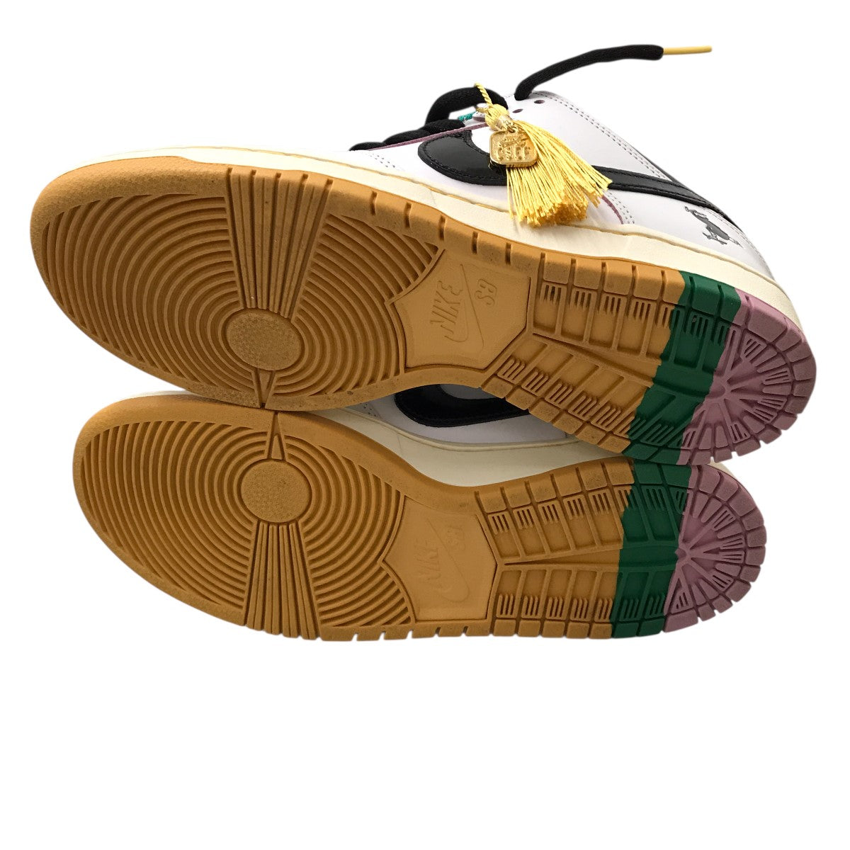 DUNK LOW PRO QS CSEFスニーカーHJ4132-100
