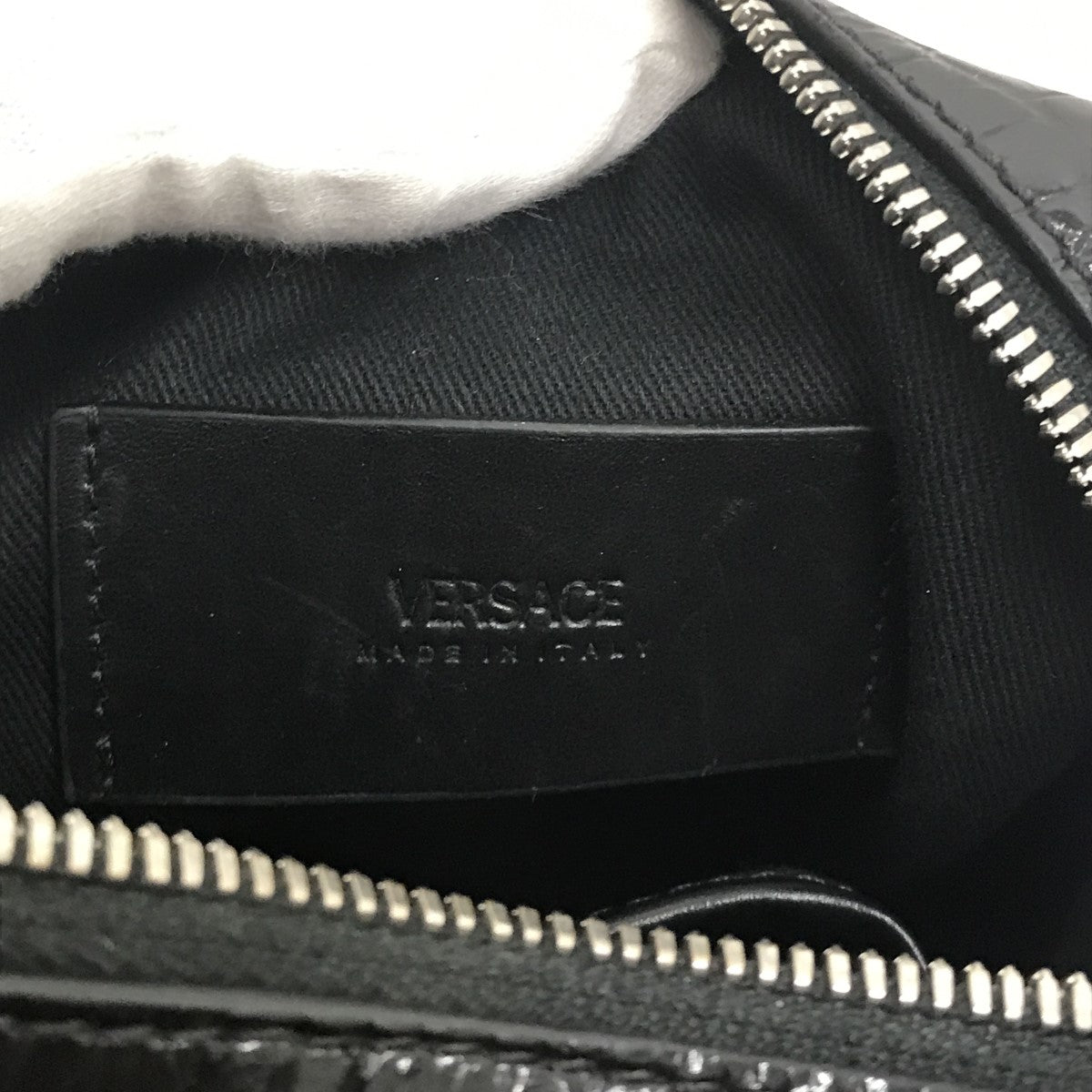 versace ヴェルサーチ　ショルダーバッグ ボディバッグ　ロゴ　ブラック VERSACE(ヴェルサーチ) メドゥーサ ビギ- バロッコ クロスボディ