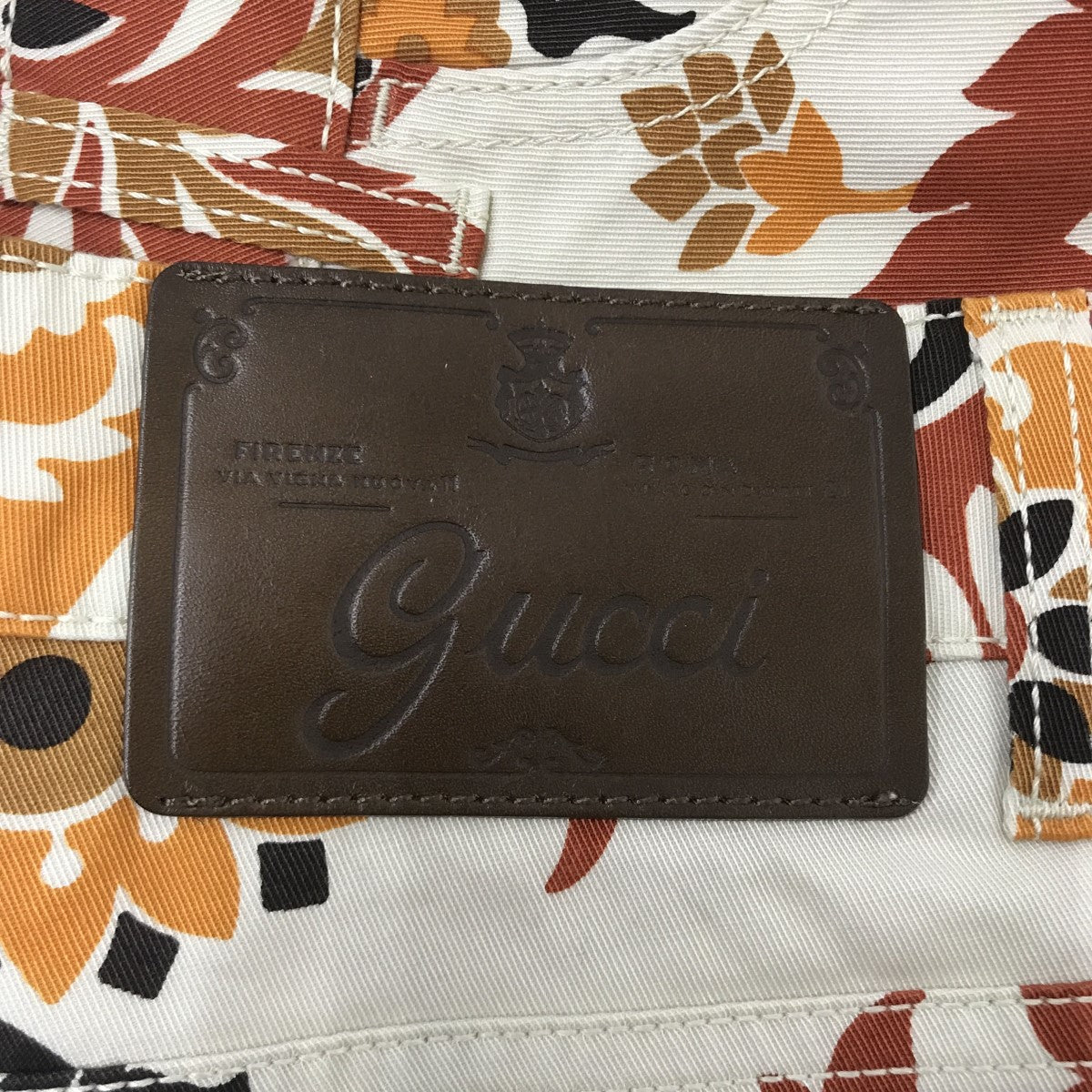 Gucci ロゴ柄 パンツ 保存袋つき Gucci ロゴ柄 パンツ 保存袋つき