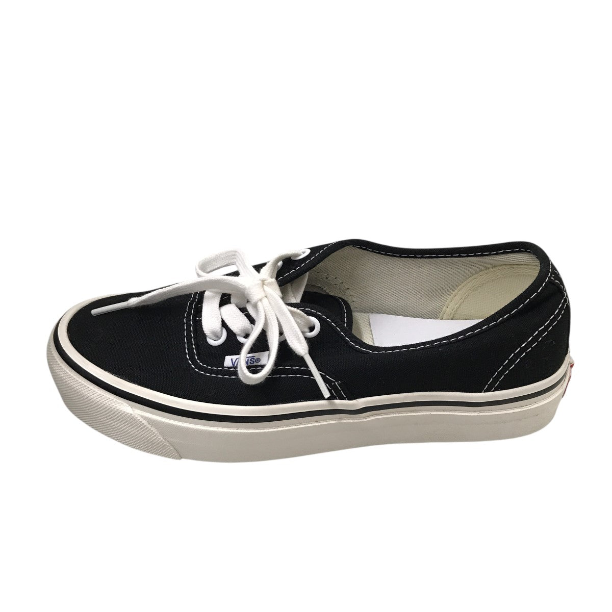 Vans スカル刺繍 スニーカー ブラック/ホワイト（299） レア？Vans スカル刺繍 スニーカー 黒/ベージュ スケートハイ