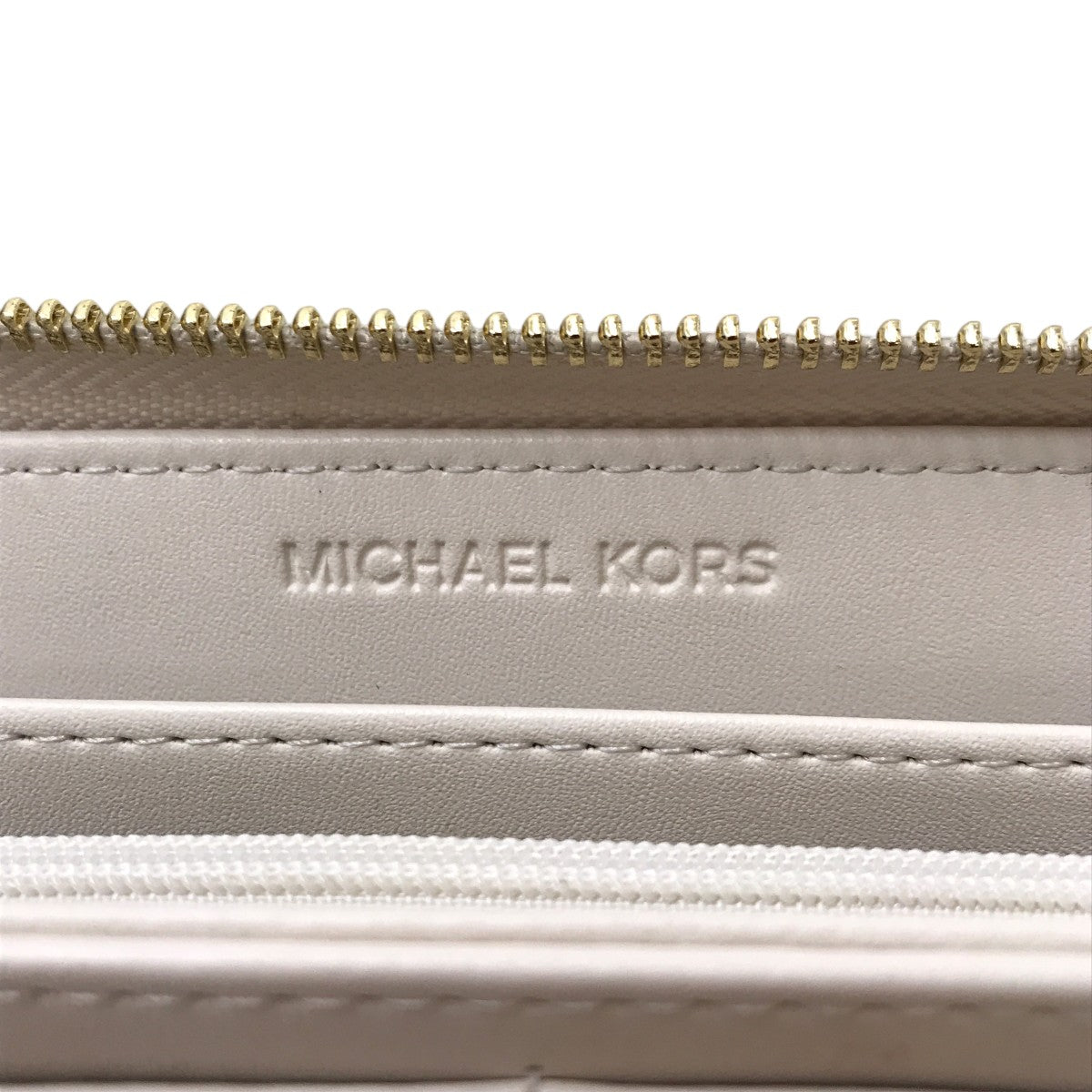MICHAEL KORS(マイケルコース) JET SET TRAVEL長財布 ベージュ｜【公式