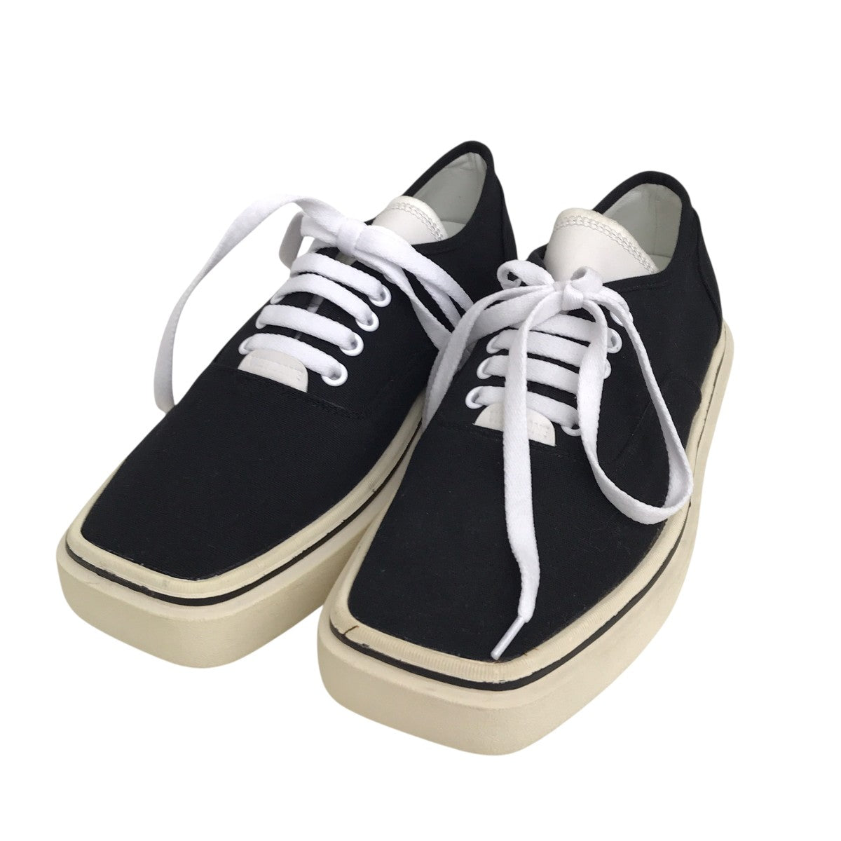 SQUARE TOE LOW TOP SNEAKERSスニーカーWD-AO1-21-501-W-BK