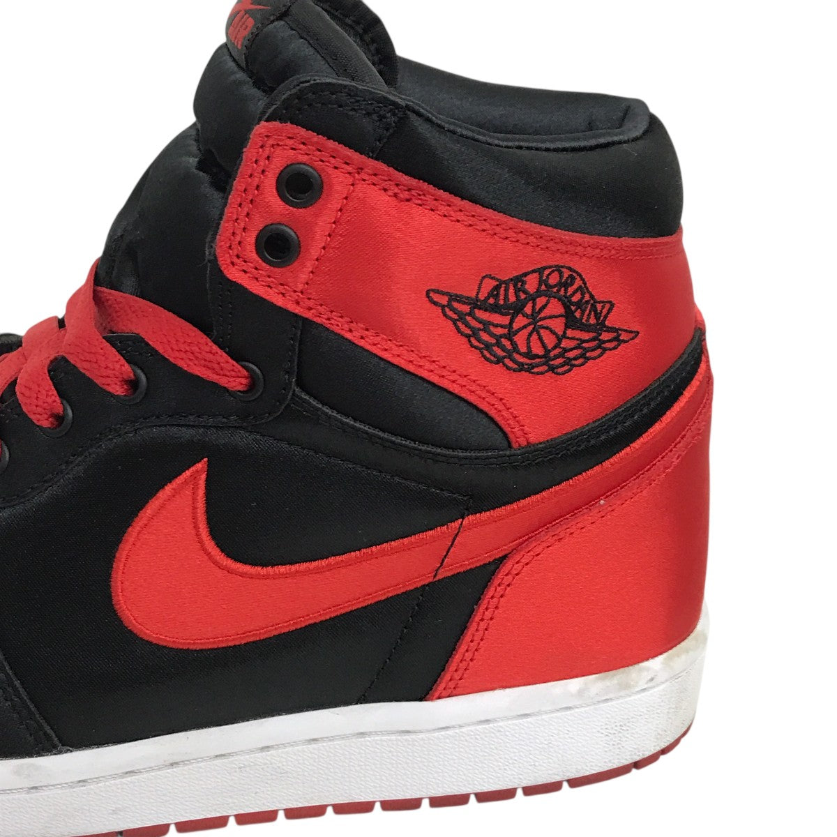 WMNS AIR JORDAN 1 RETRO HIGH OG SATIN BREDスニーカーFD4810-061