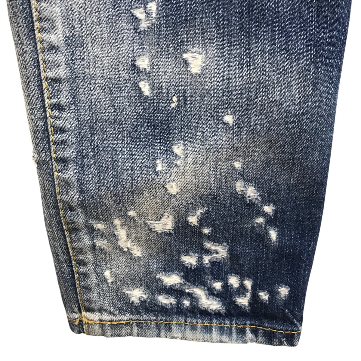 DSQUARED2(ディースクエアード) Ripped Wash Cool Guy Jeansデニム