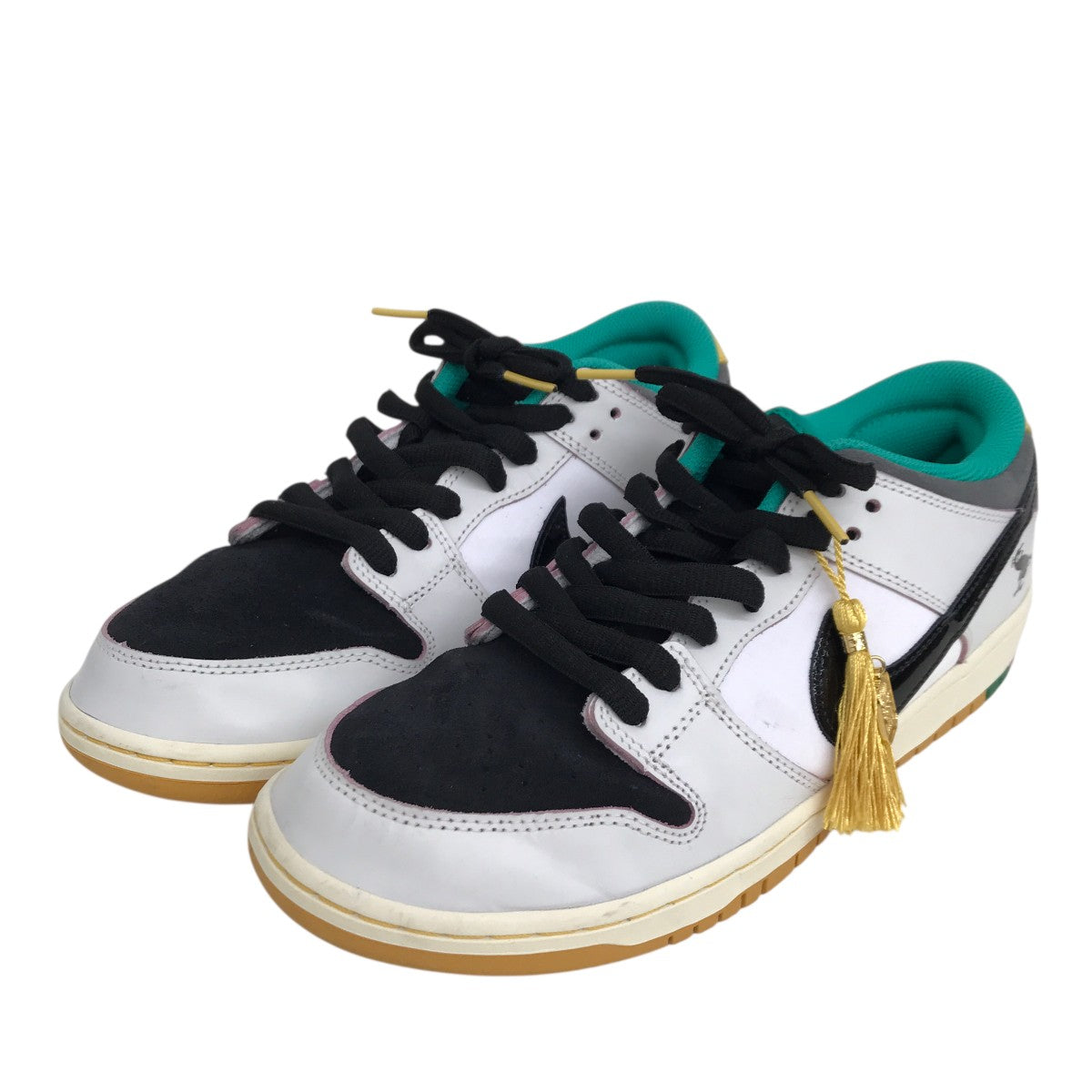 NIKE×CSEF SB Dunk Low Pro QS White and BlackスニーカーHJ4132-100 古着・中古-1枚目のアイテム画像