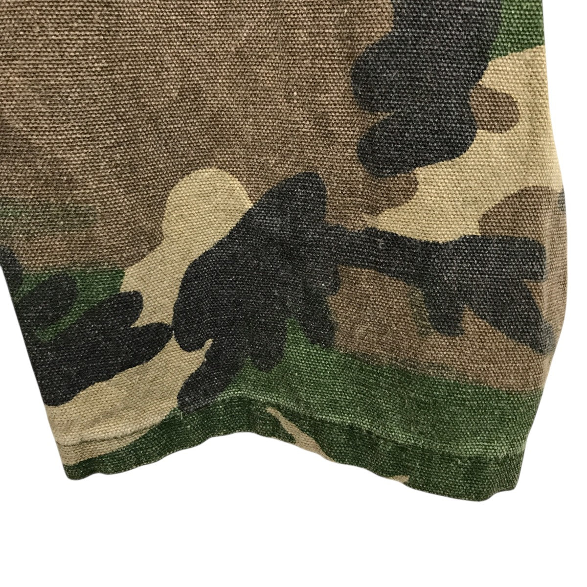 カモフラージュ柄ハンティングジャケット