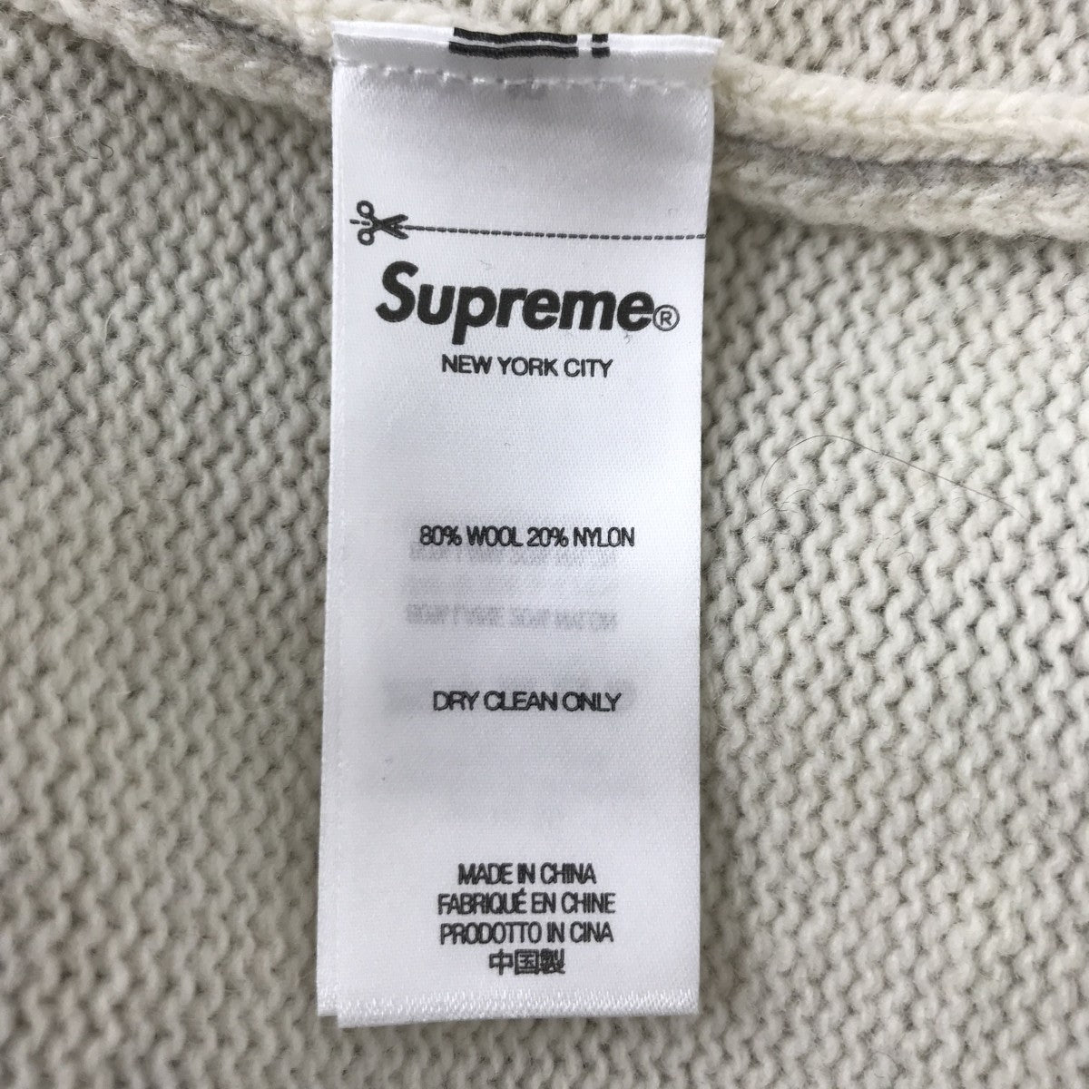 23AWBlurred Logo Sweaterセーター