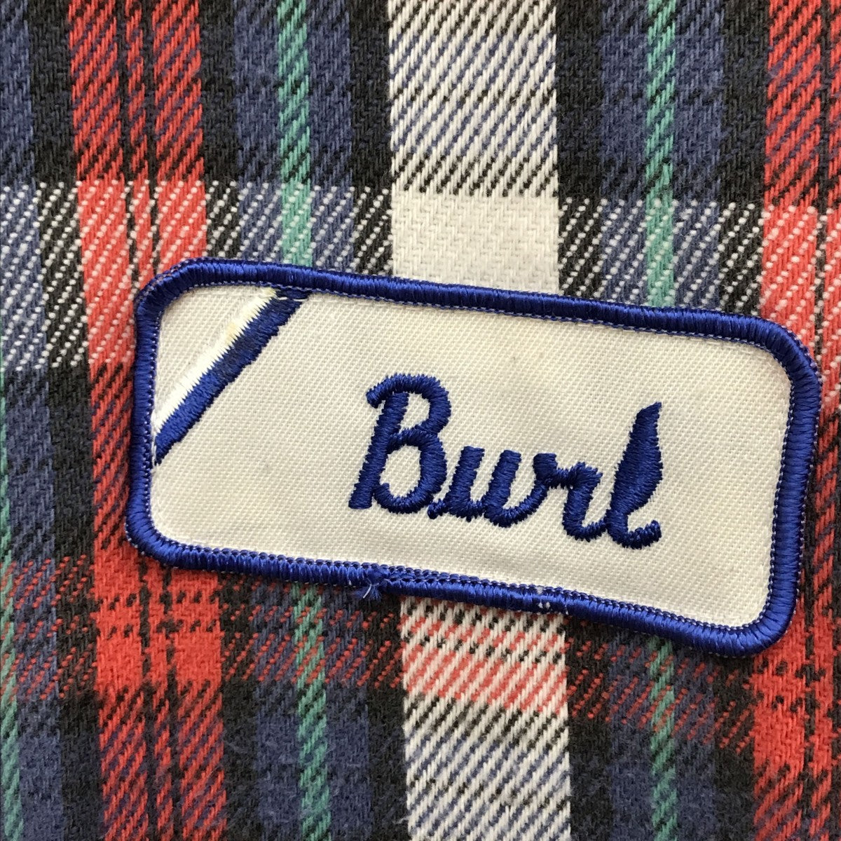 チェックシャツ