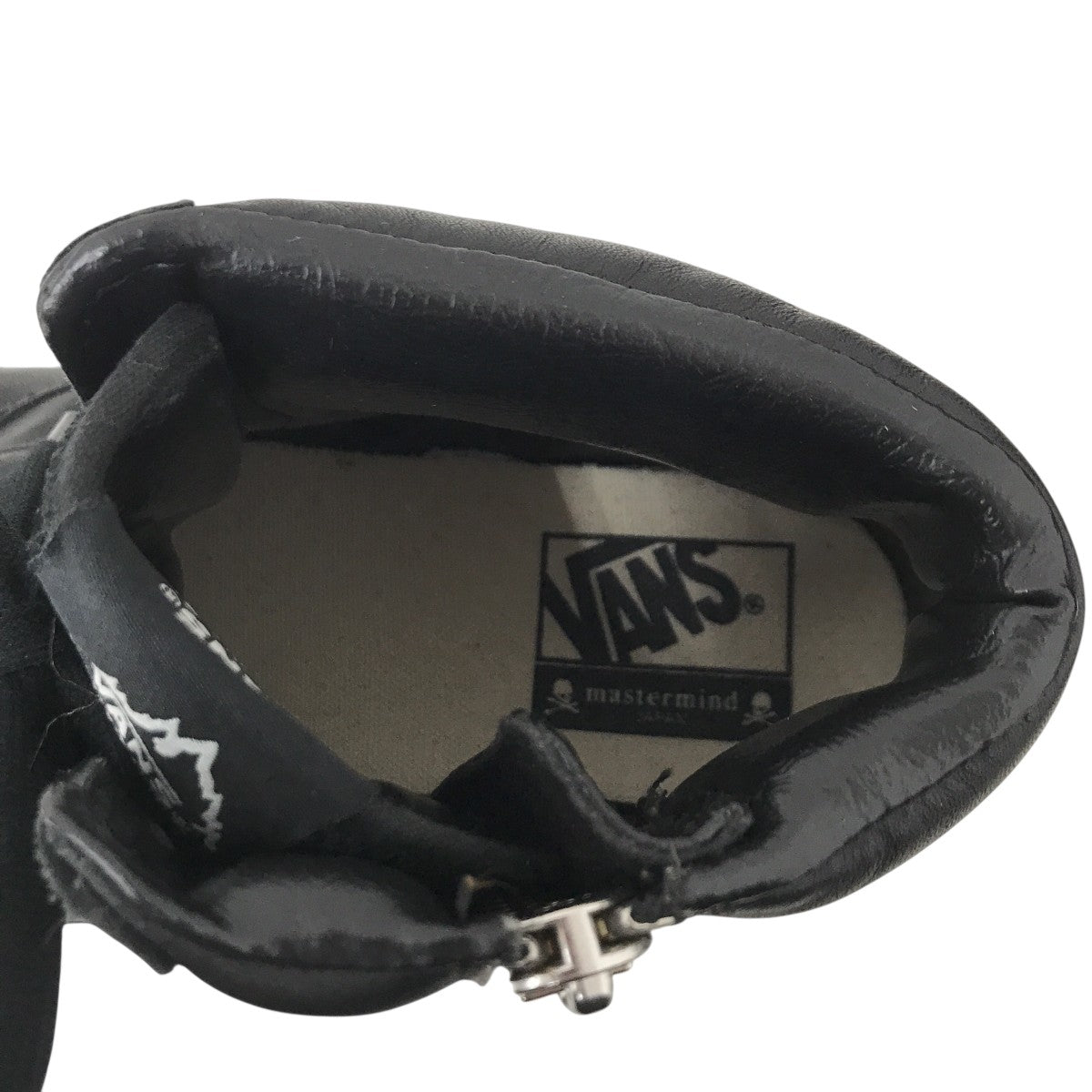 ×MASTERMINDスニーカー570412-0001