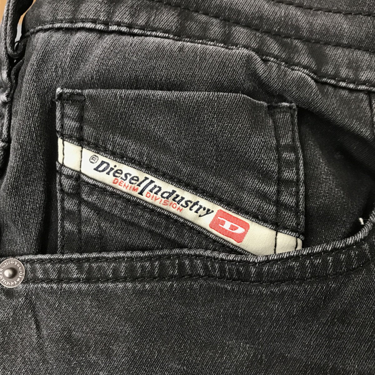 2080 D-REEL JOGGデニムパンツ09J75