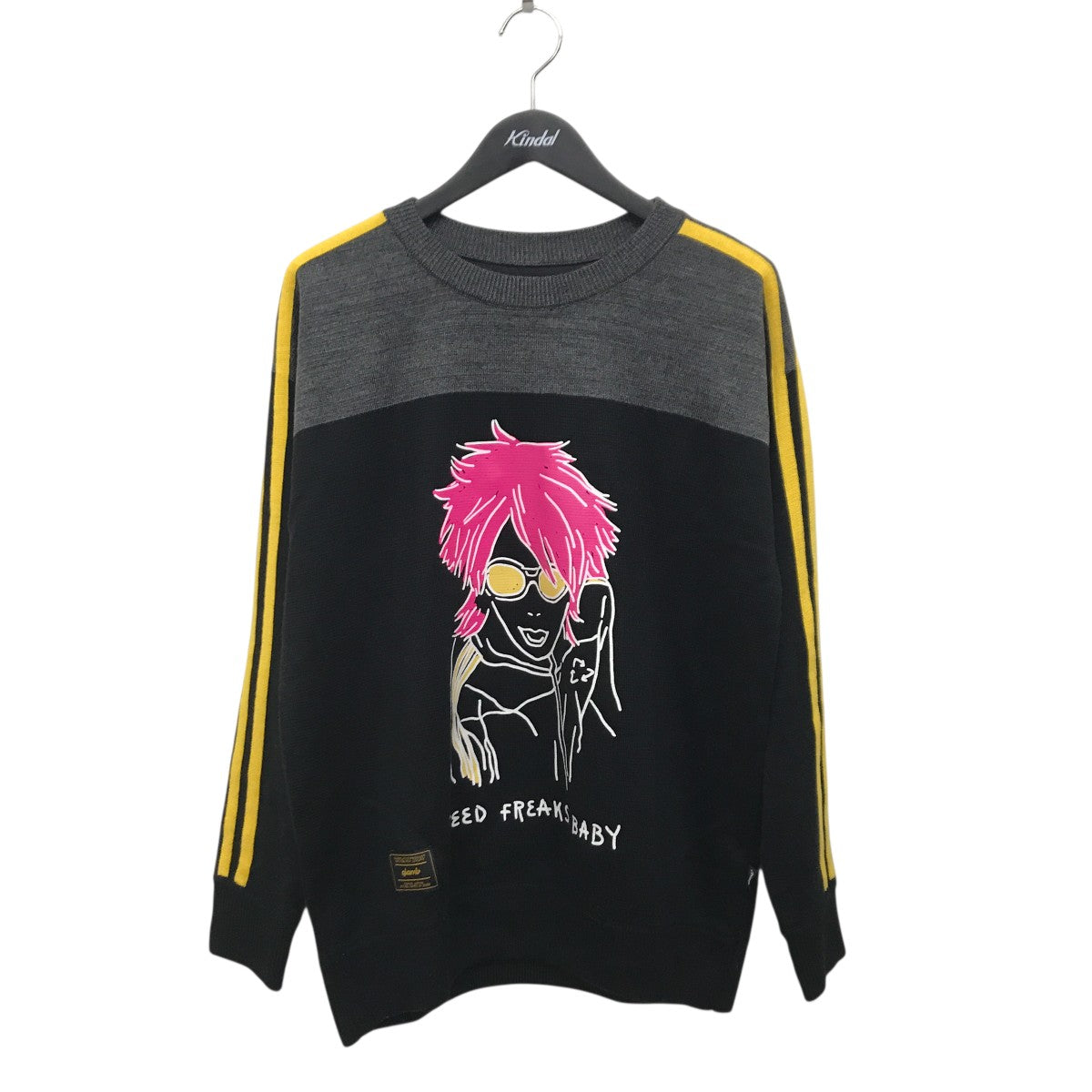 hide with Spread Beaverセーター
