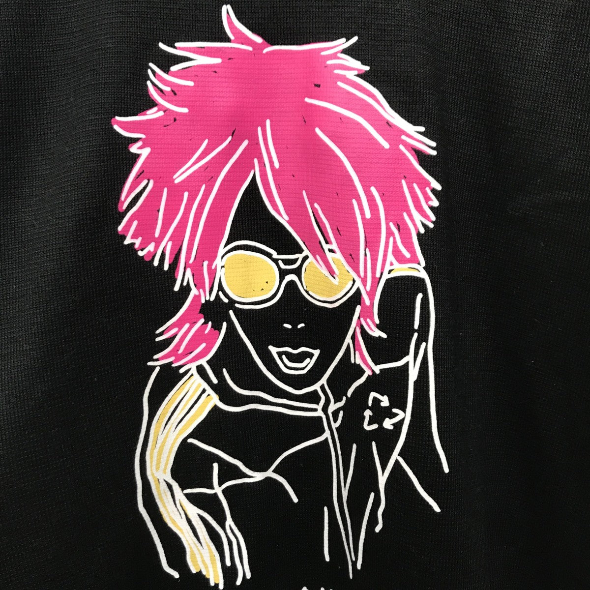 hide with Spread Beaverセーター