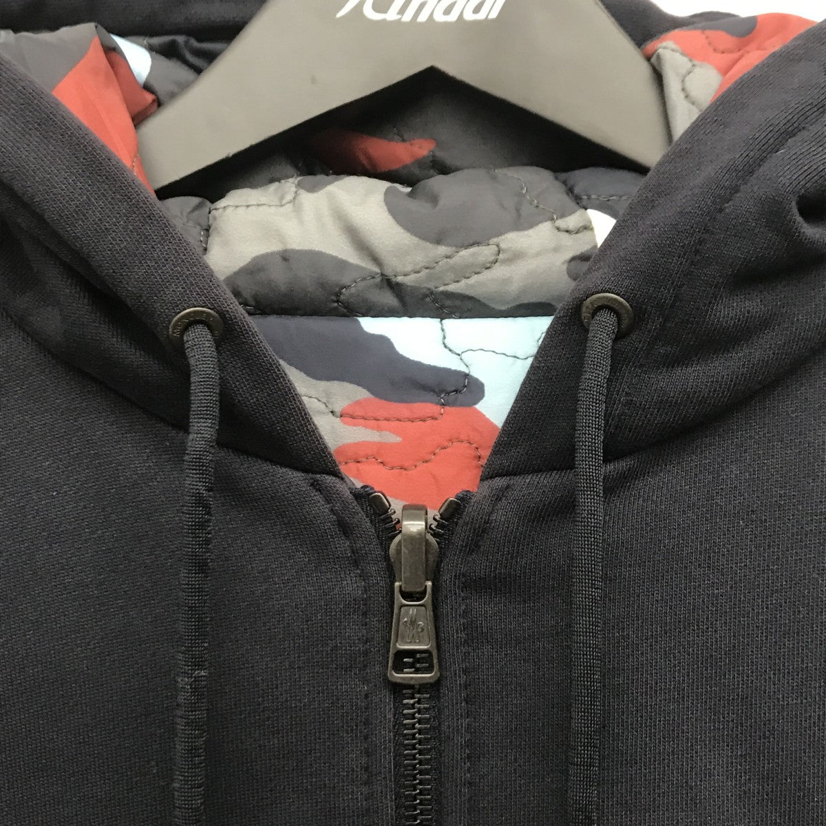 MONCLER(モンクレール) リバーシブルジップパーカージャケットB2-391