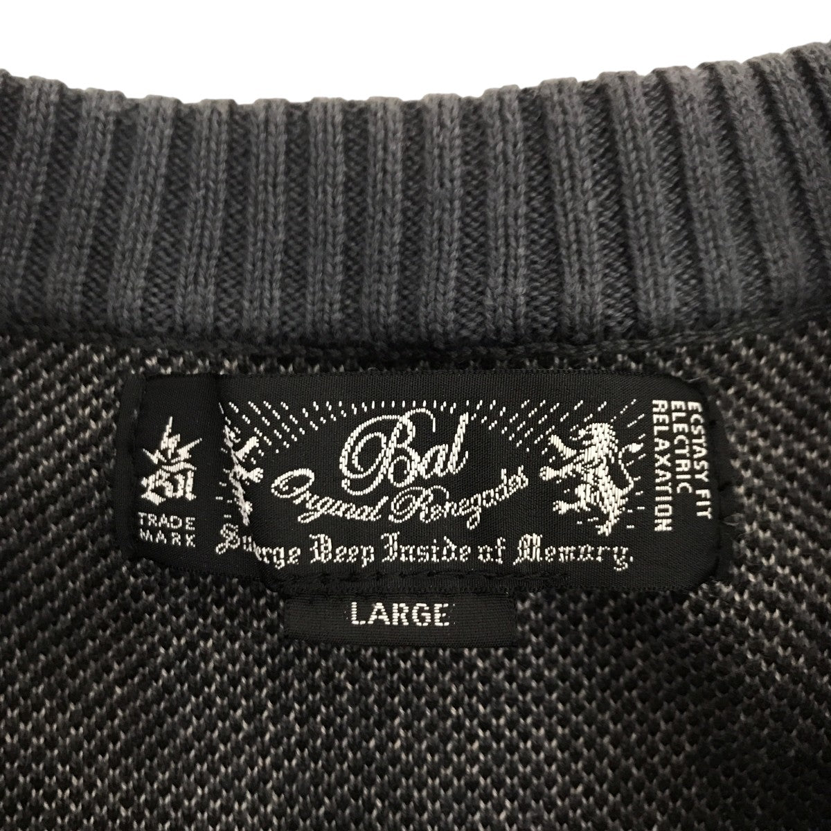 BAL JACQUARD COTTON CREWNECK SWEATERセーター 古着・中古-3枚目のアイテム画像