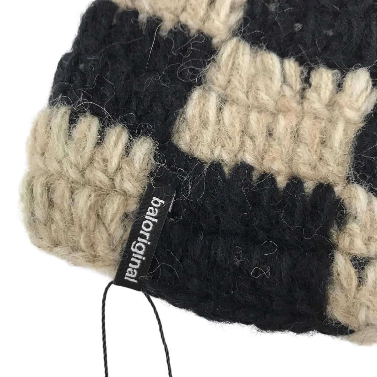 CHECKERBOARD HAND KNIT BUCKET HATハット