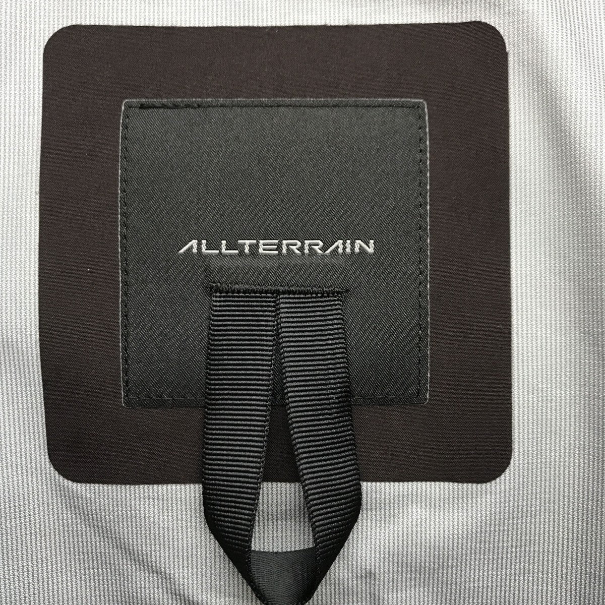 25SSALLTERRAIN HARD SHELL JACKET CREASマウンテンパーカーDU5SWBA2M