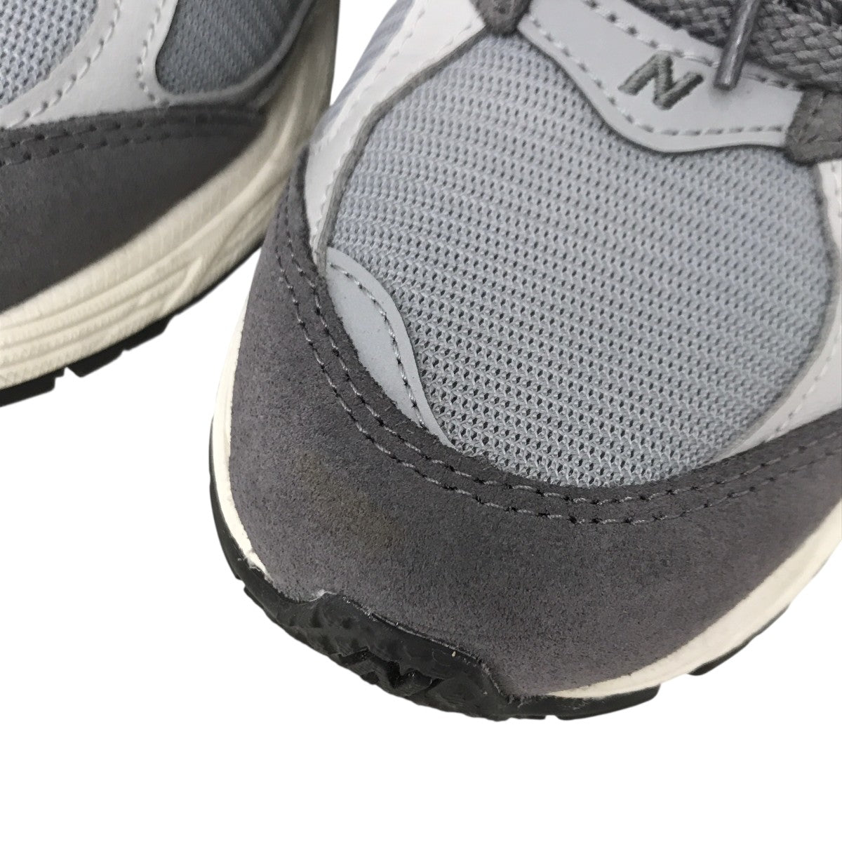 スニーカーU2002RCB