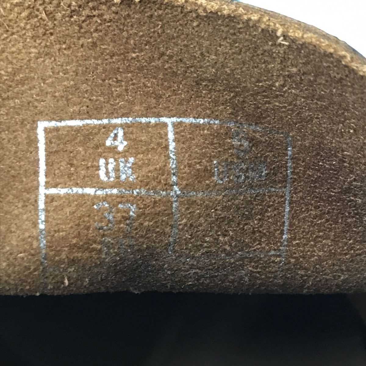 CHURCHショートブーツ