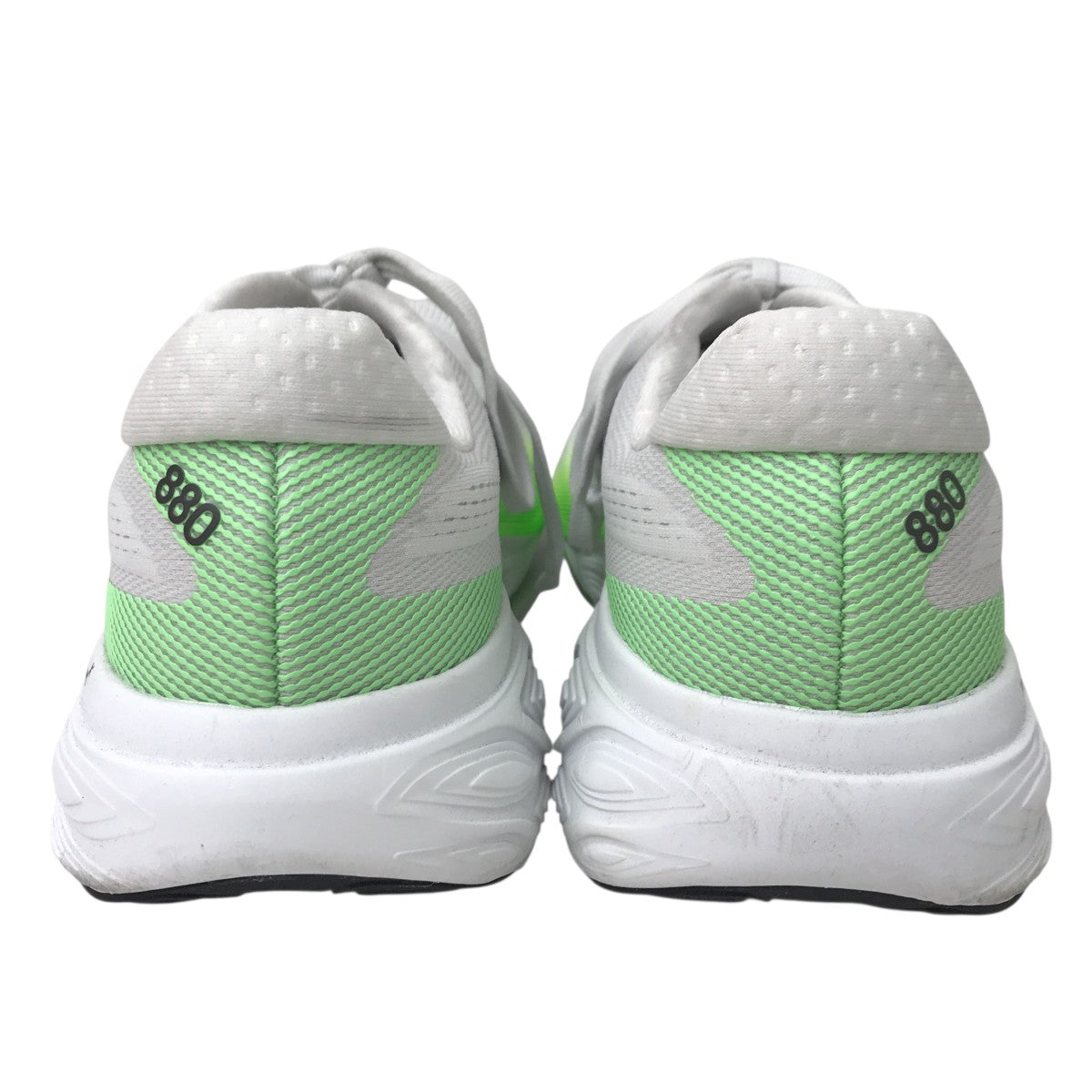 スニーカーM880D15